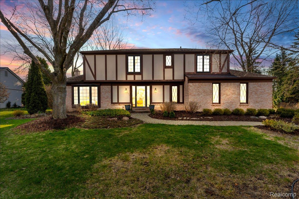 16516 Dundalk Lane