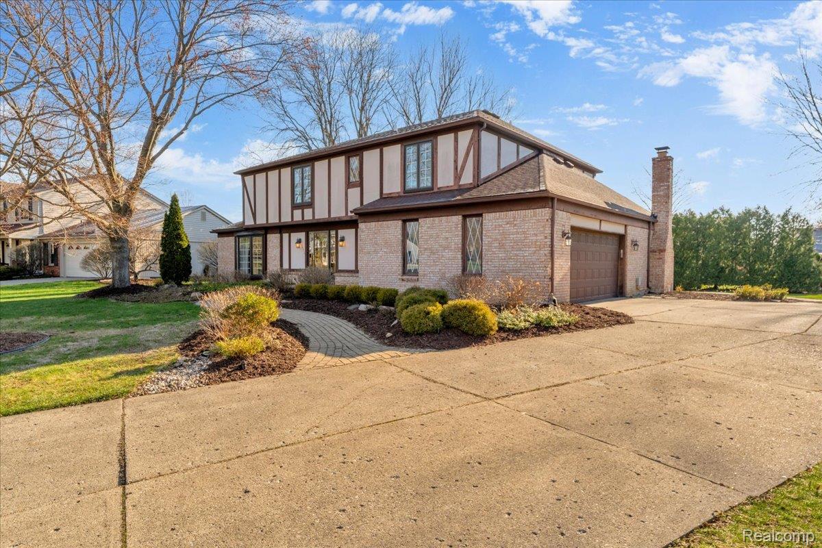 16516 Dundalk Lane