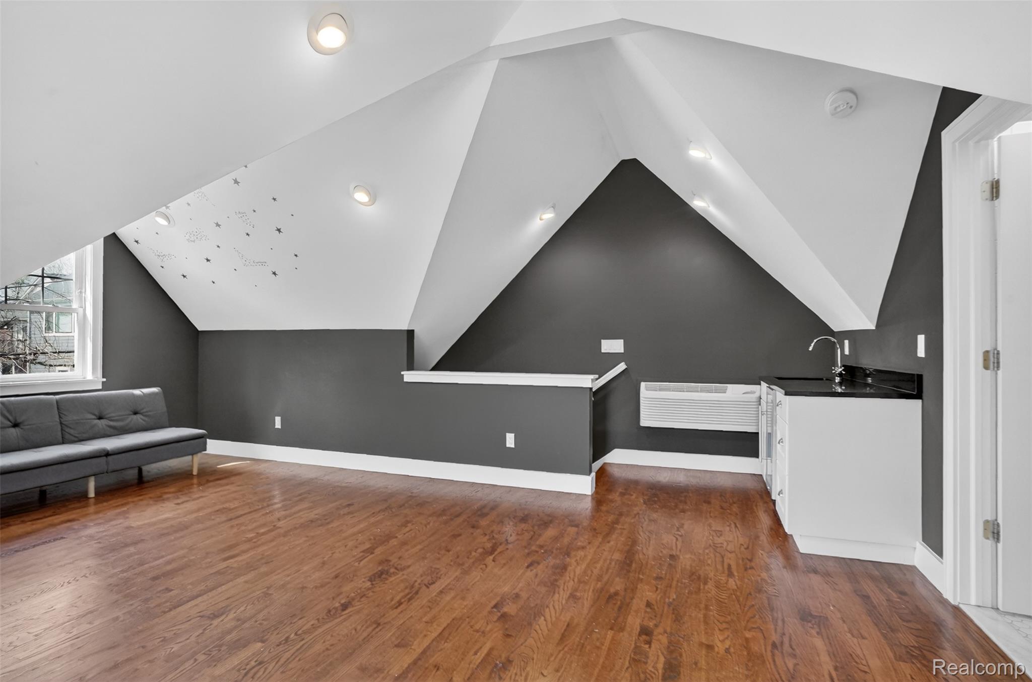 1236 Edgewood Road