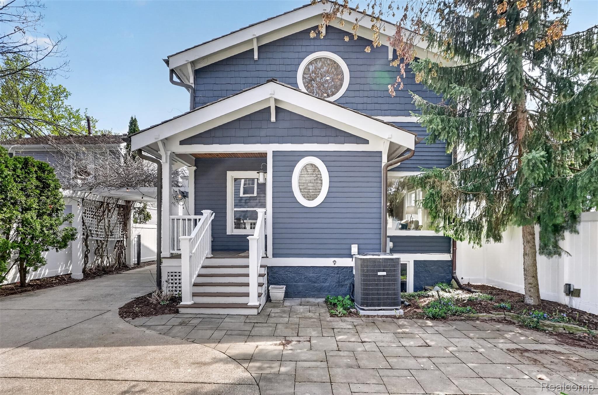 1236 Edgewood Road
