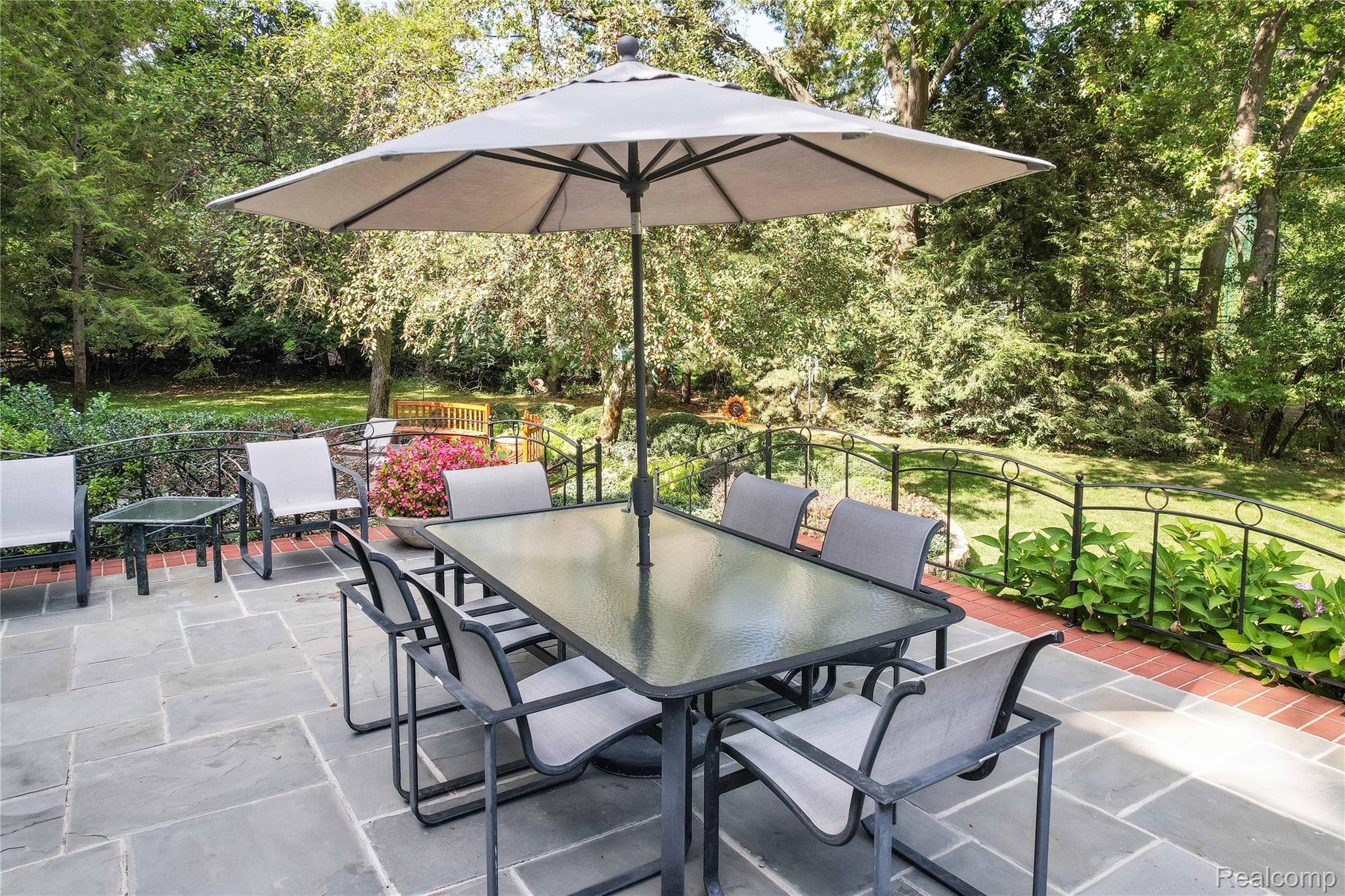 27220 Willowgreen Court