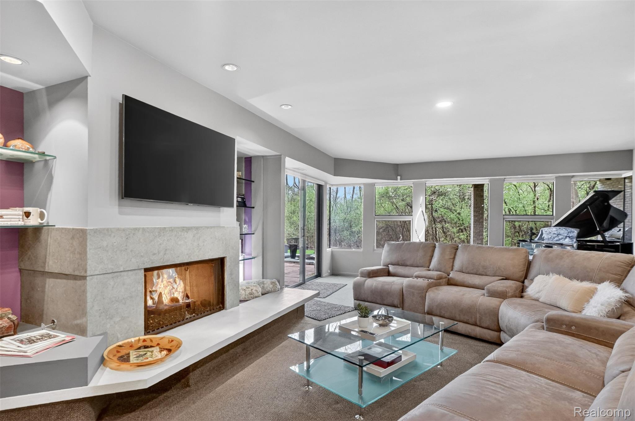 5044 CHRISTY Court