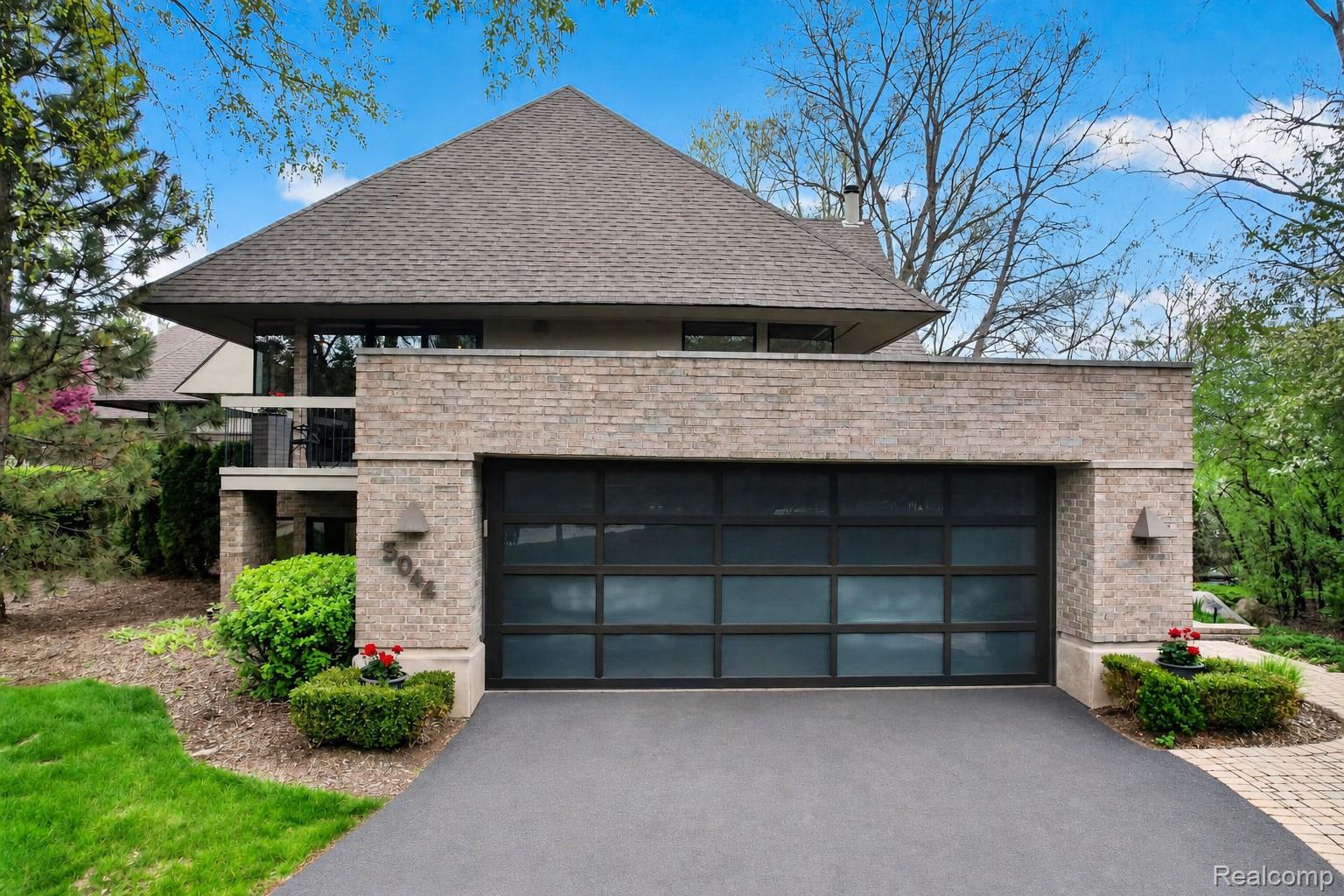 5044 CHRISTY Court