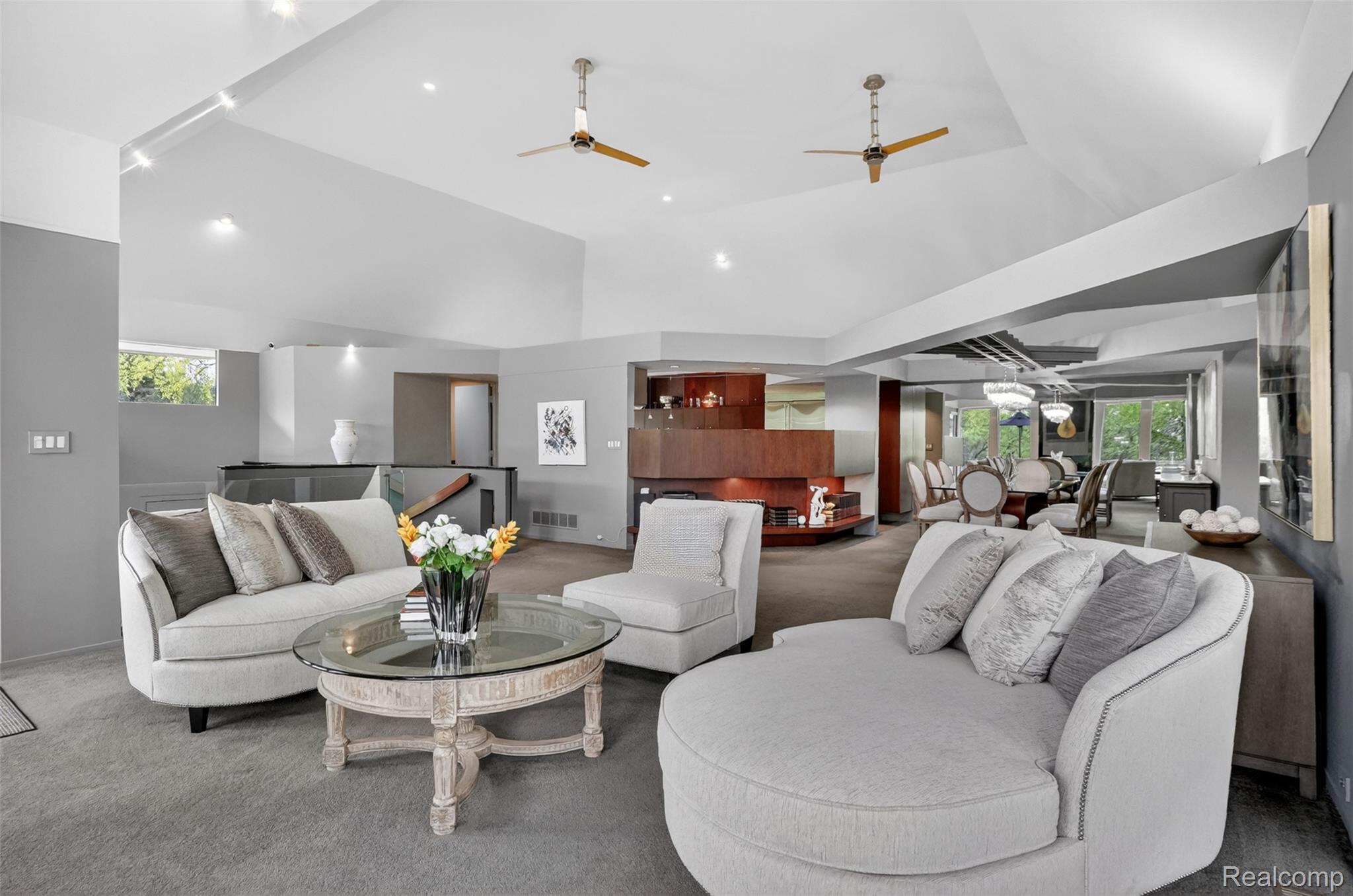 5044 CHRISTY Court