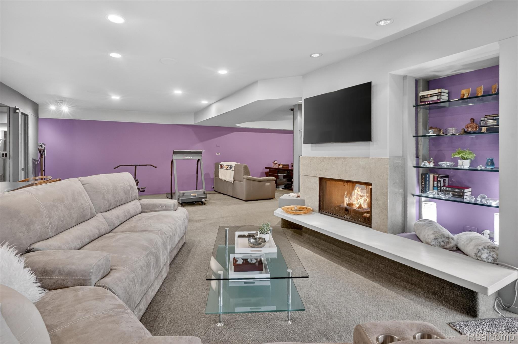 5044 CHRISTY Court