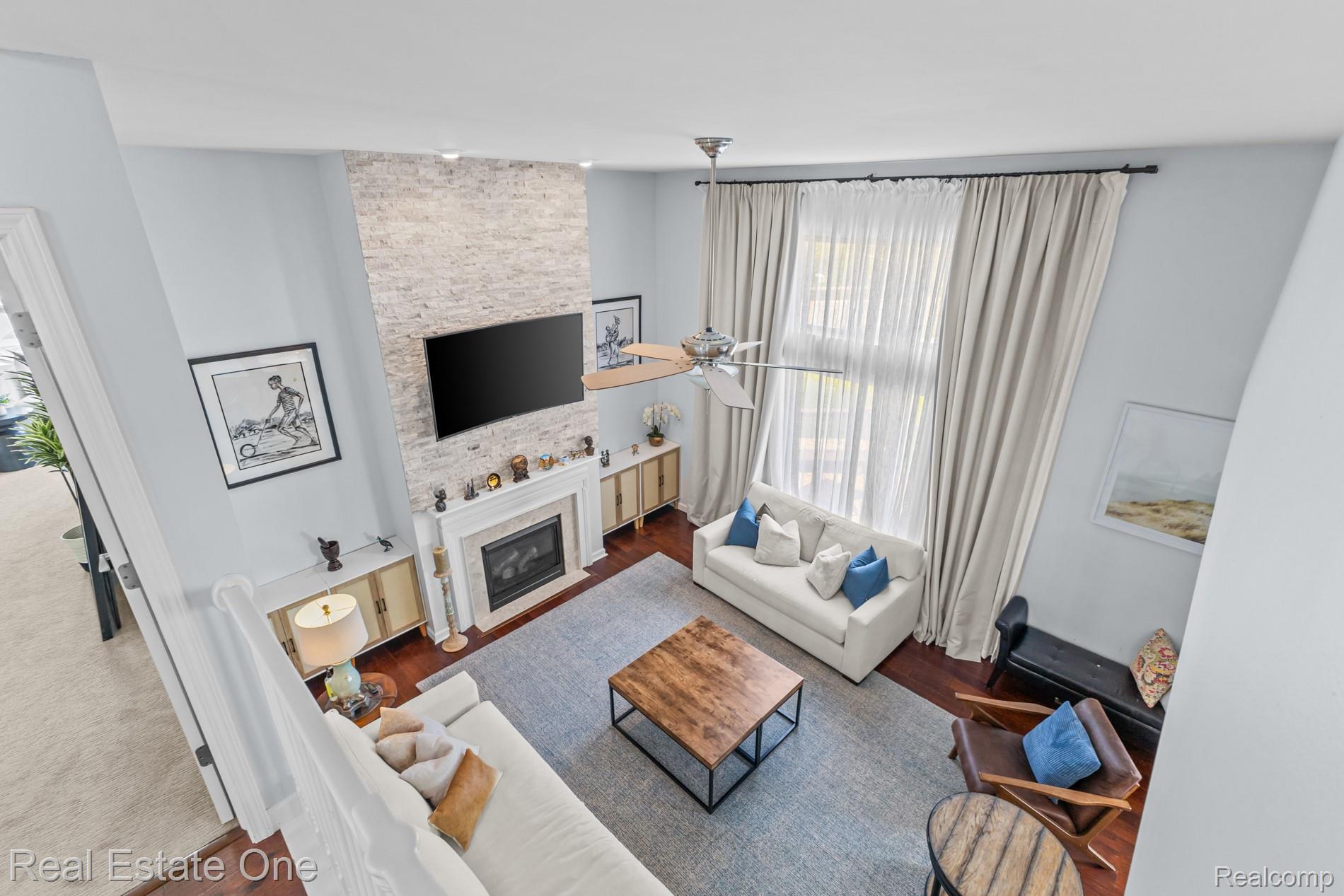 2057 Warbler Court