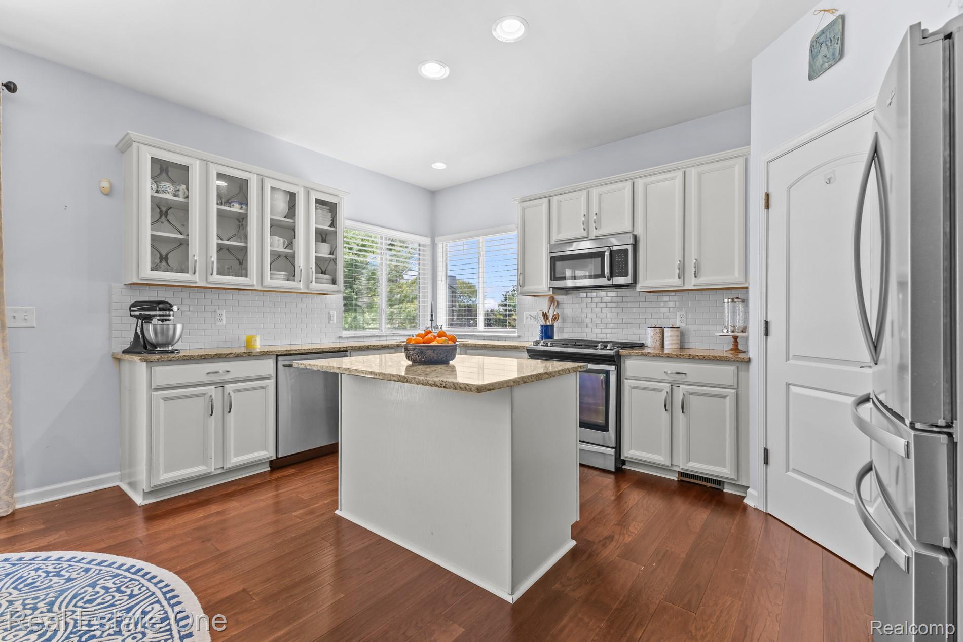 2057 Warbler Court