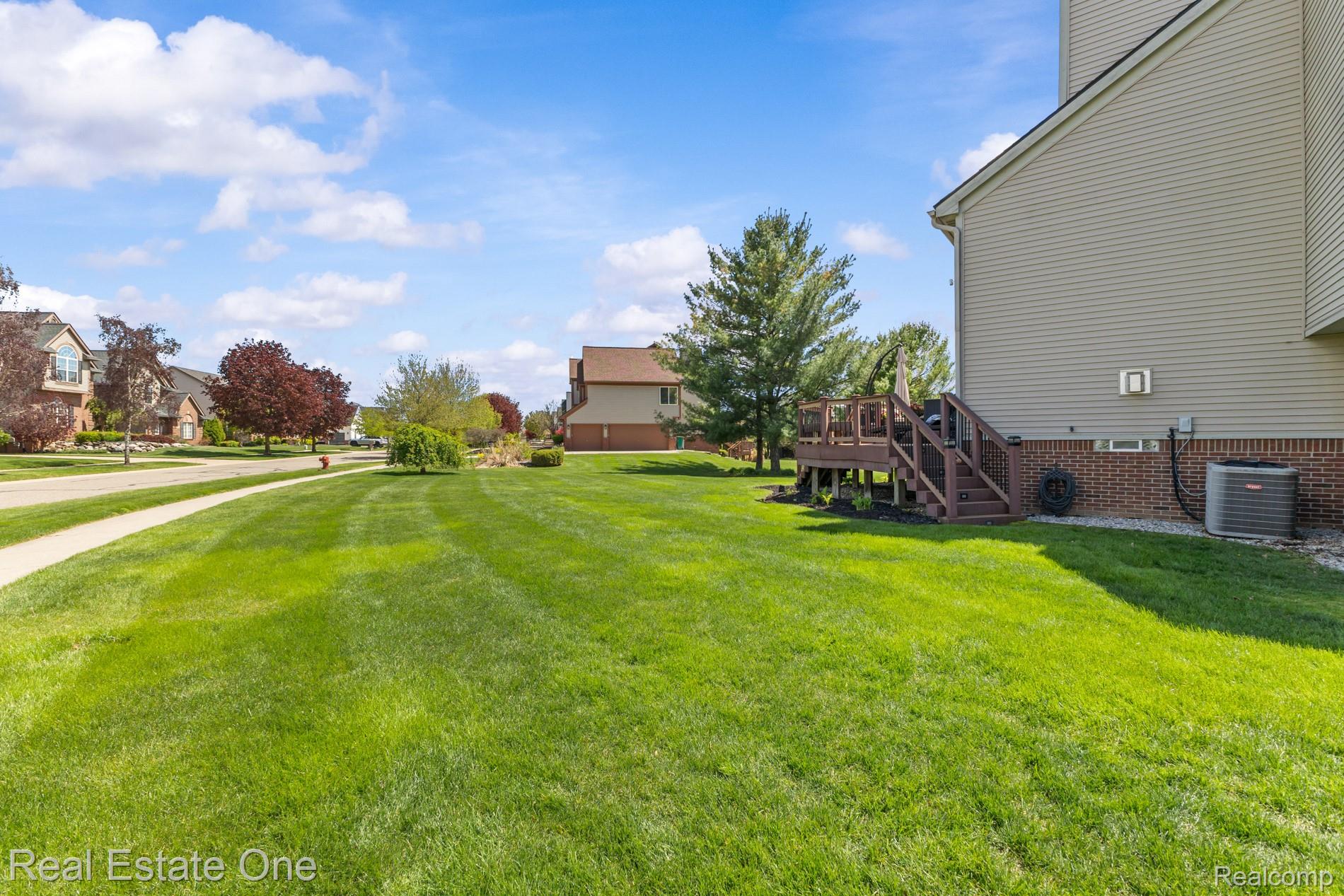 2057 Warbler Court