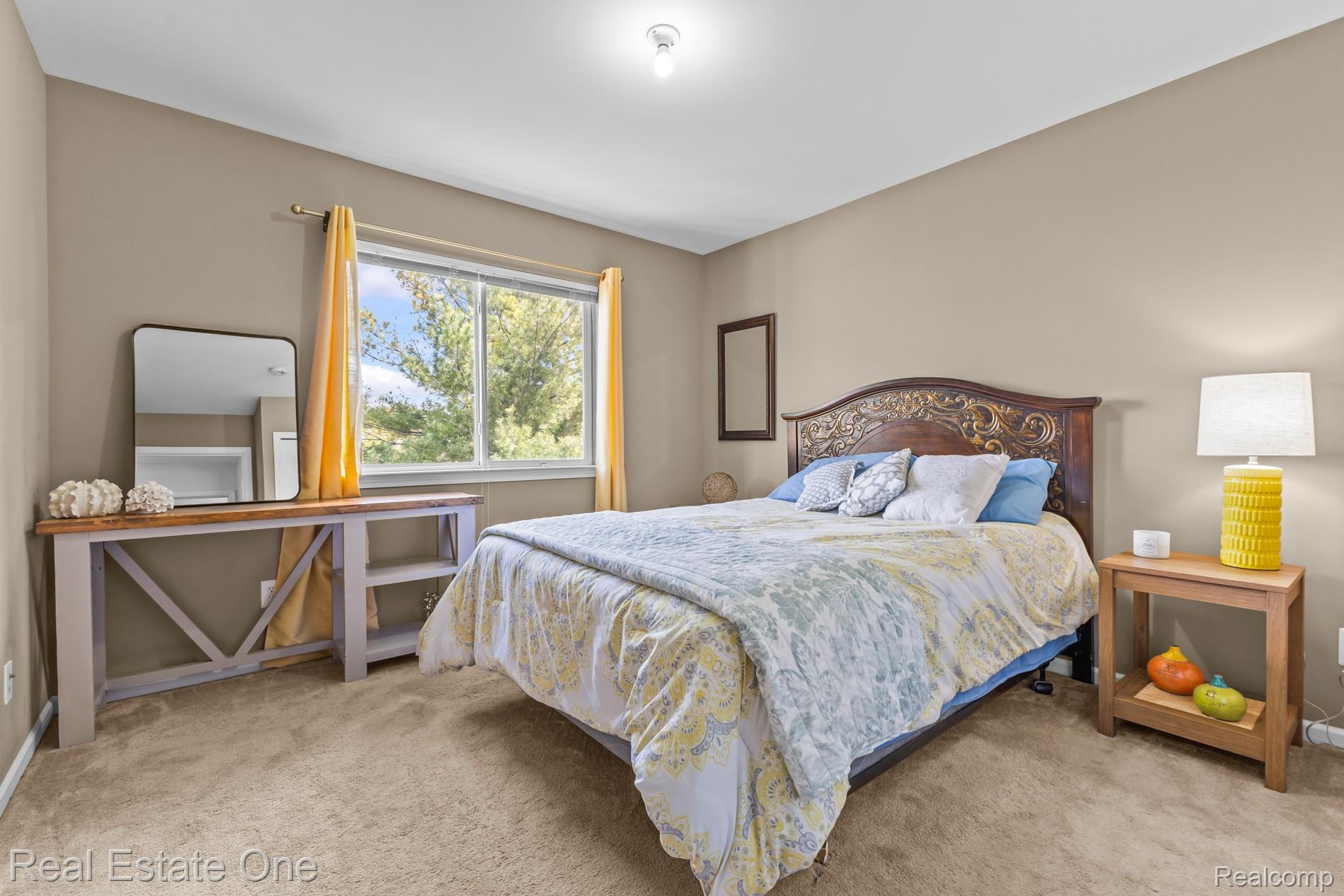 2057 Warbler Court