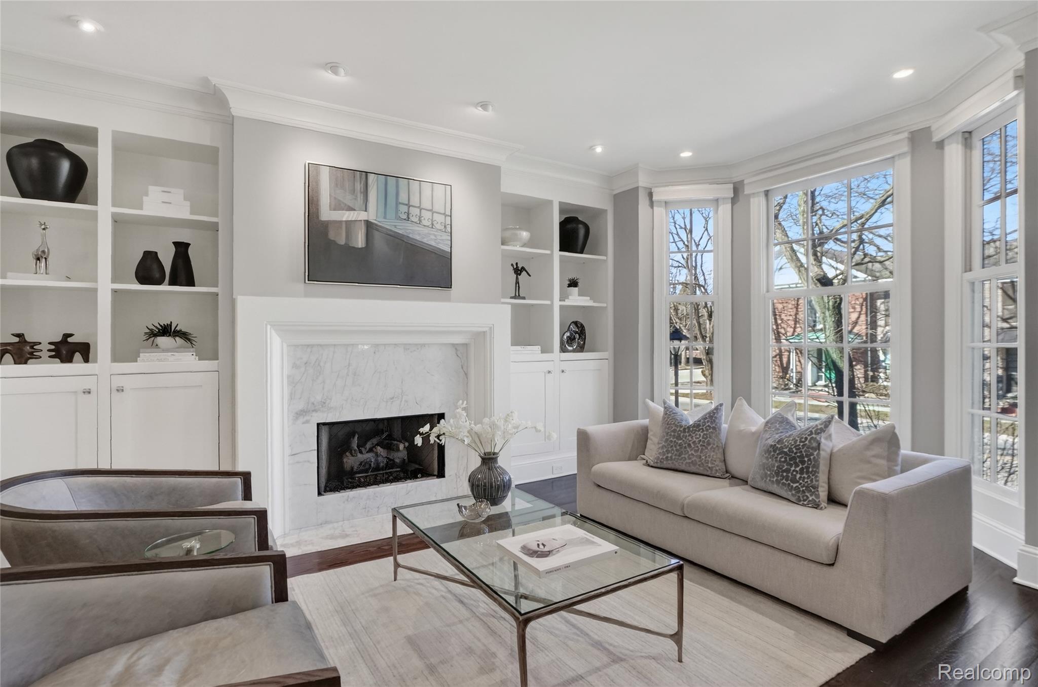 277 W Brown Street