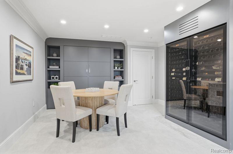 277 W Brown Street