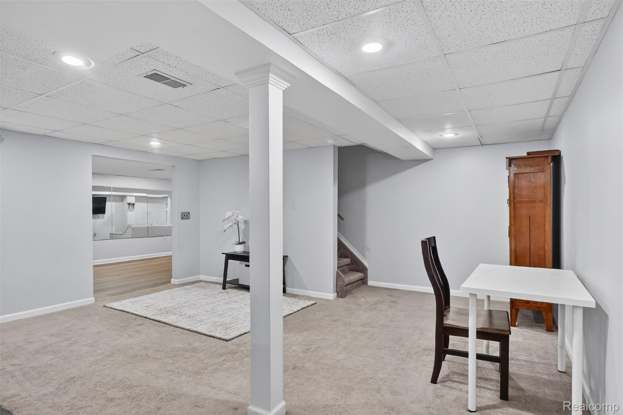 46582 Middle Brook Drive