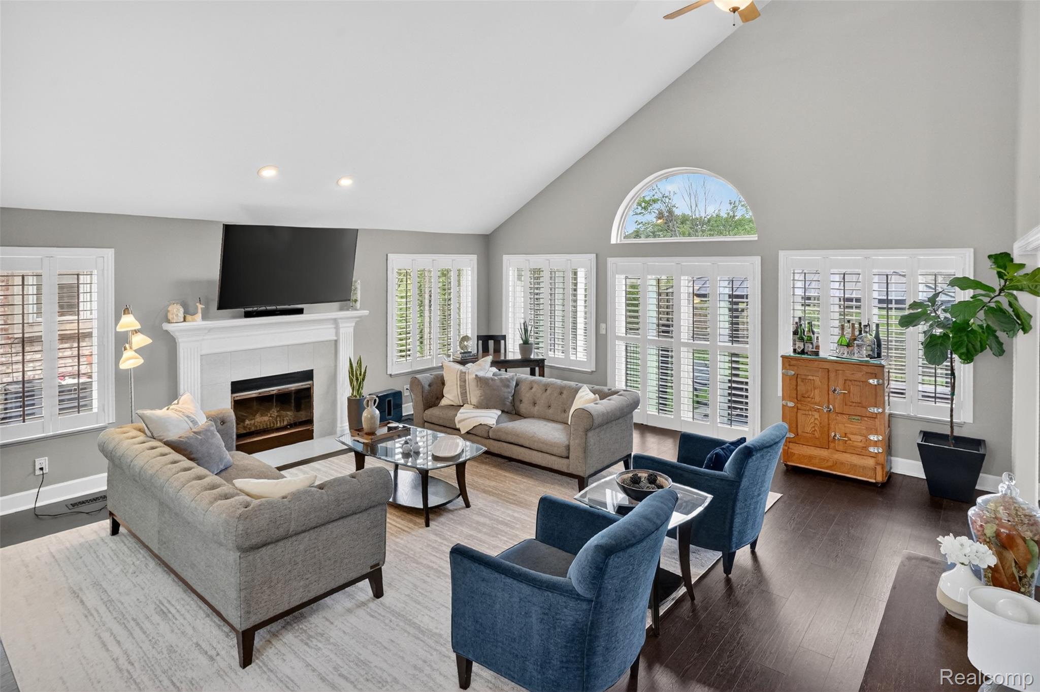 46582 Middle Brook Drive