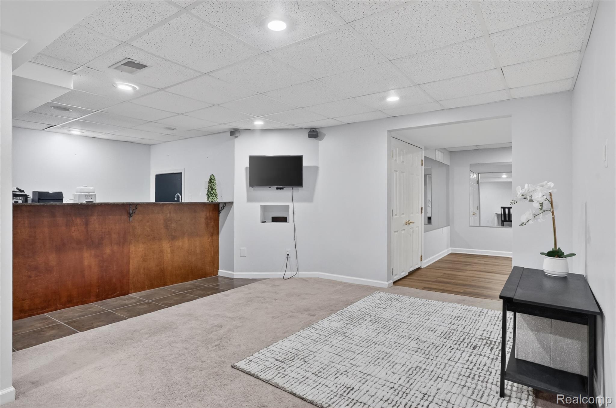 46582 Middle Brook Drive