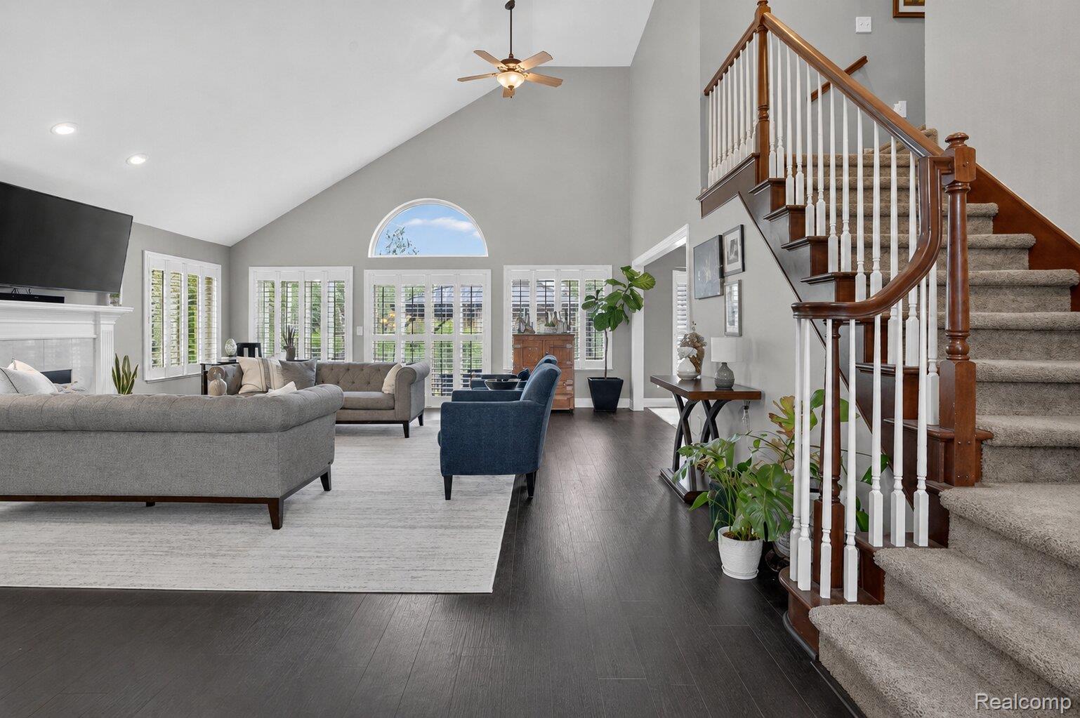 46582 Middle Brook Drive
