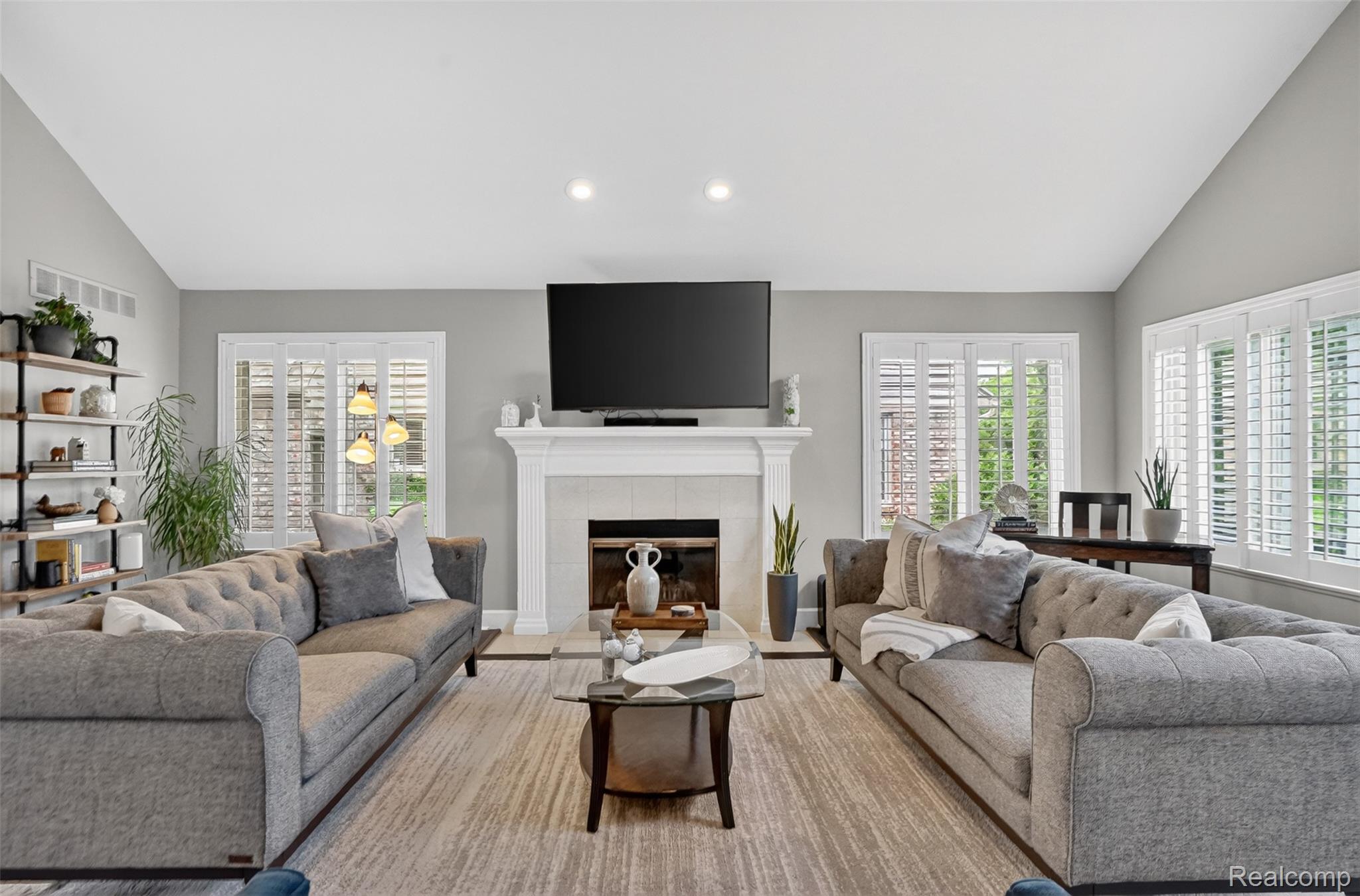 46582 Middle Brook Drive