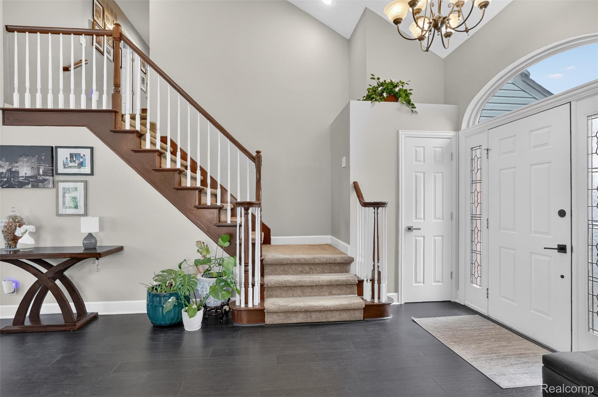 46582 Middle Brook Drive