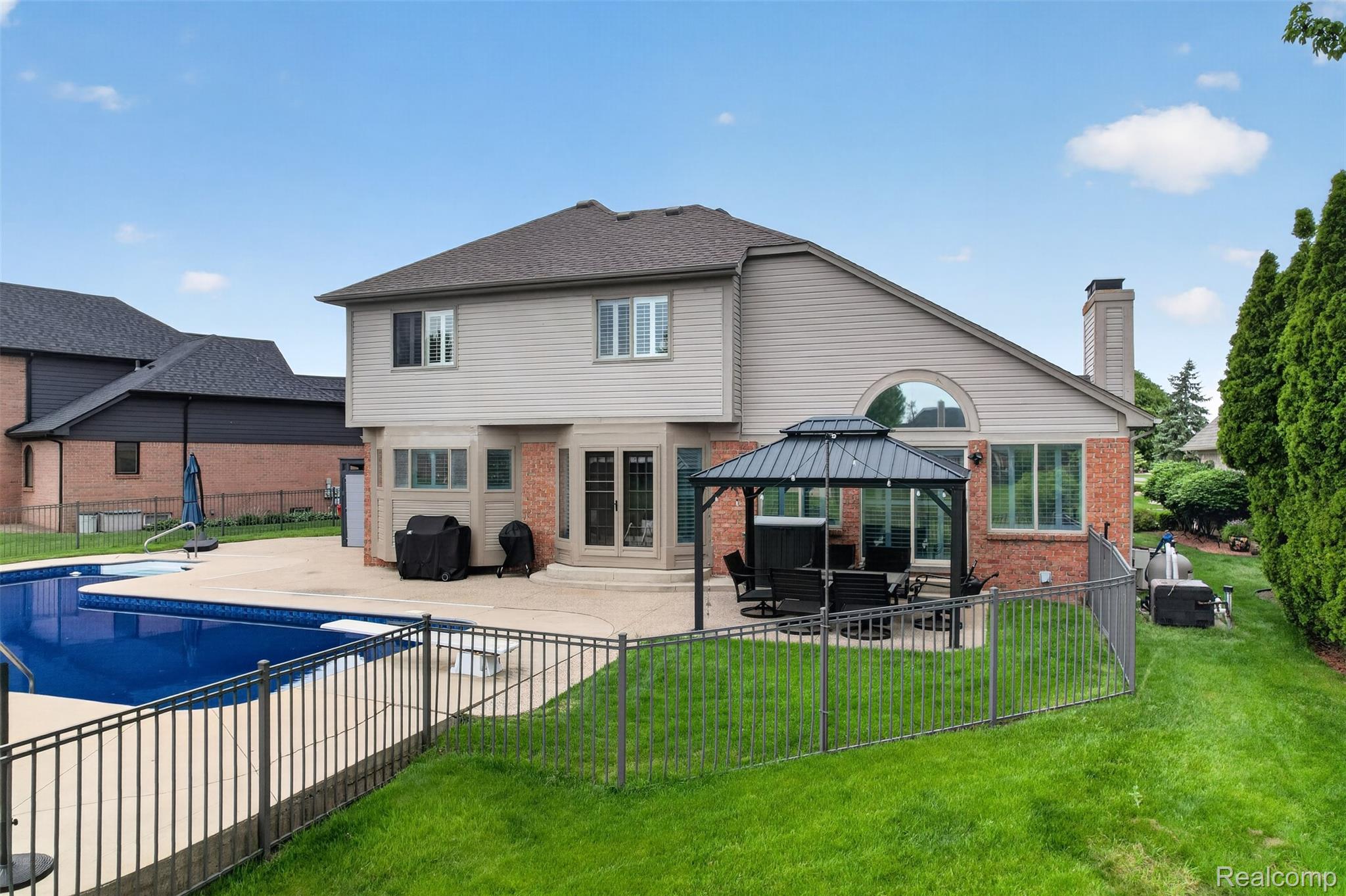 46582 Middle Brook Drive