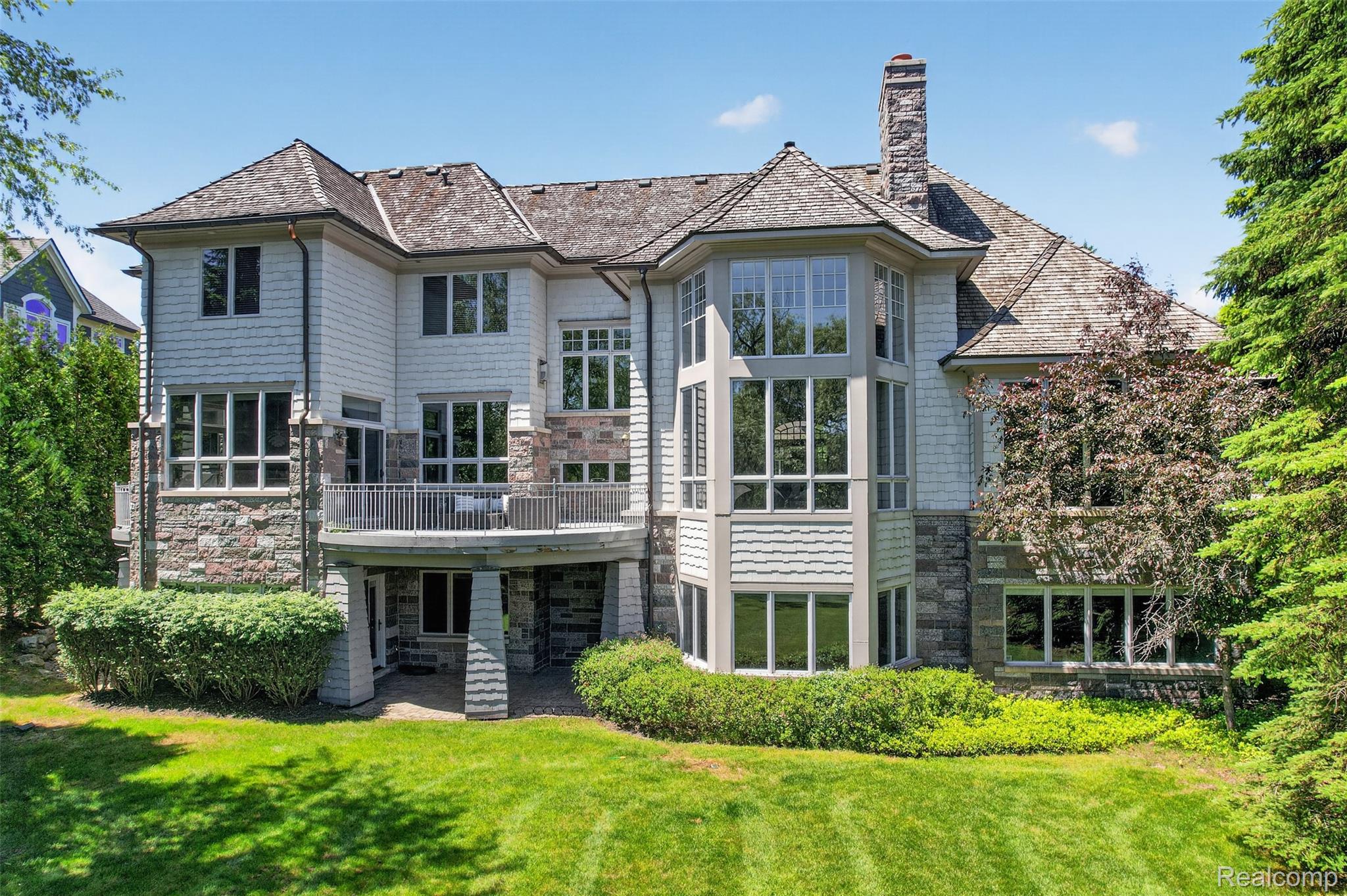 2951 Turtle Pond Court