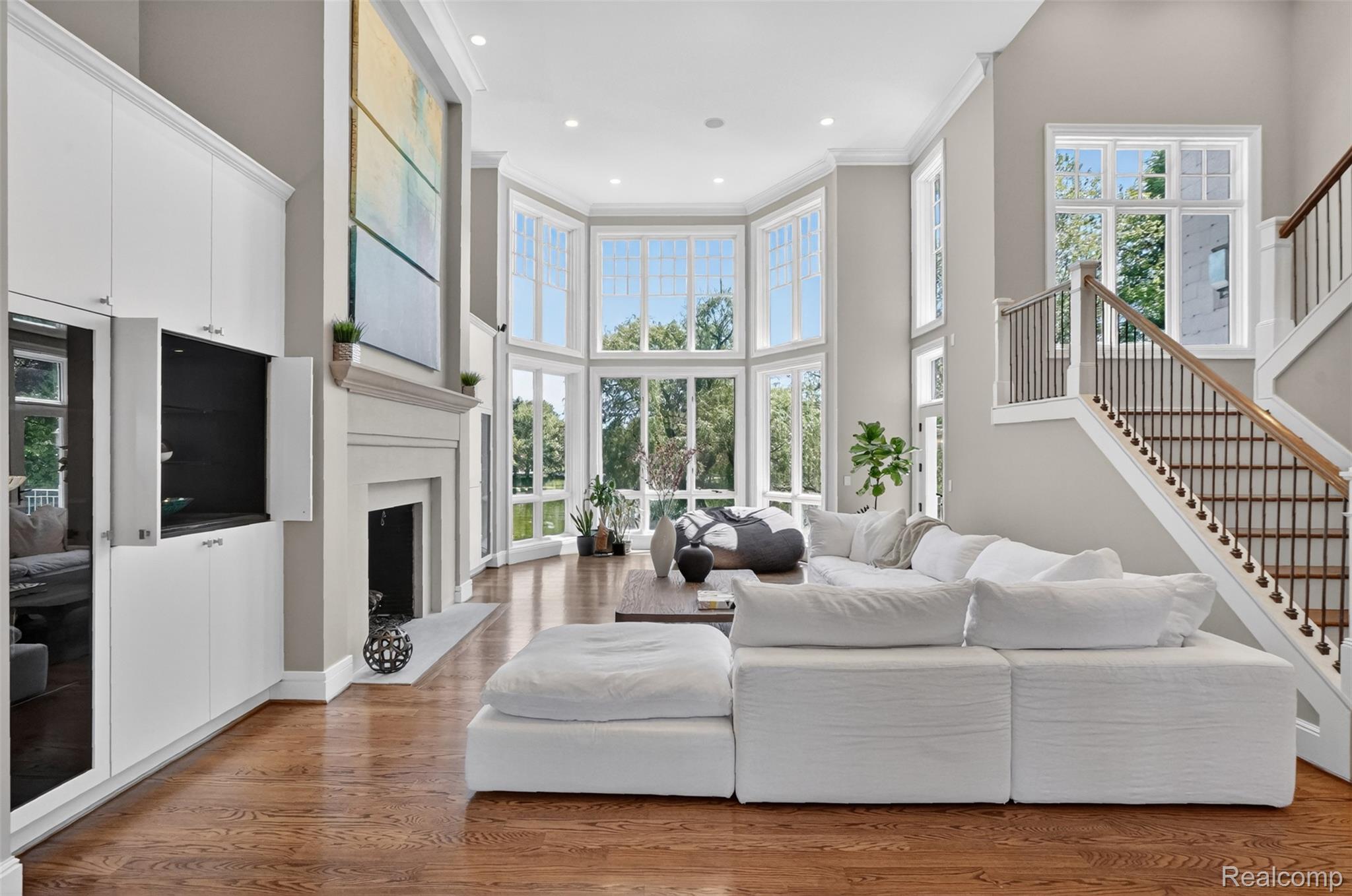 2951 Turtle Pond Court