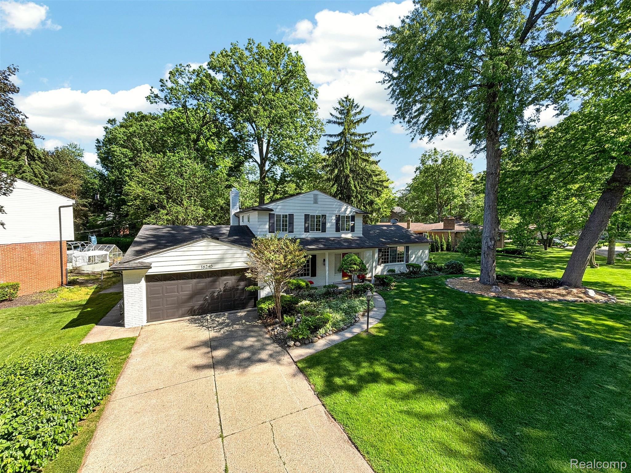 16240 Forestview Drive
