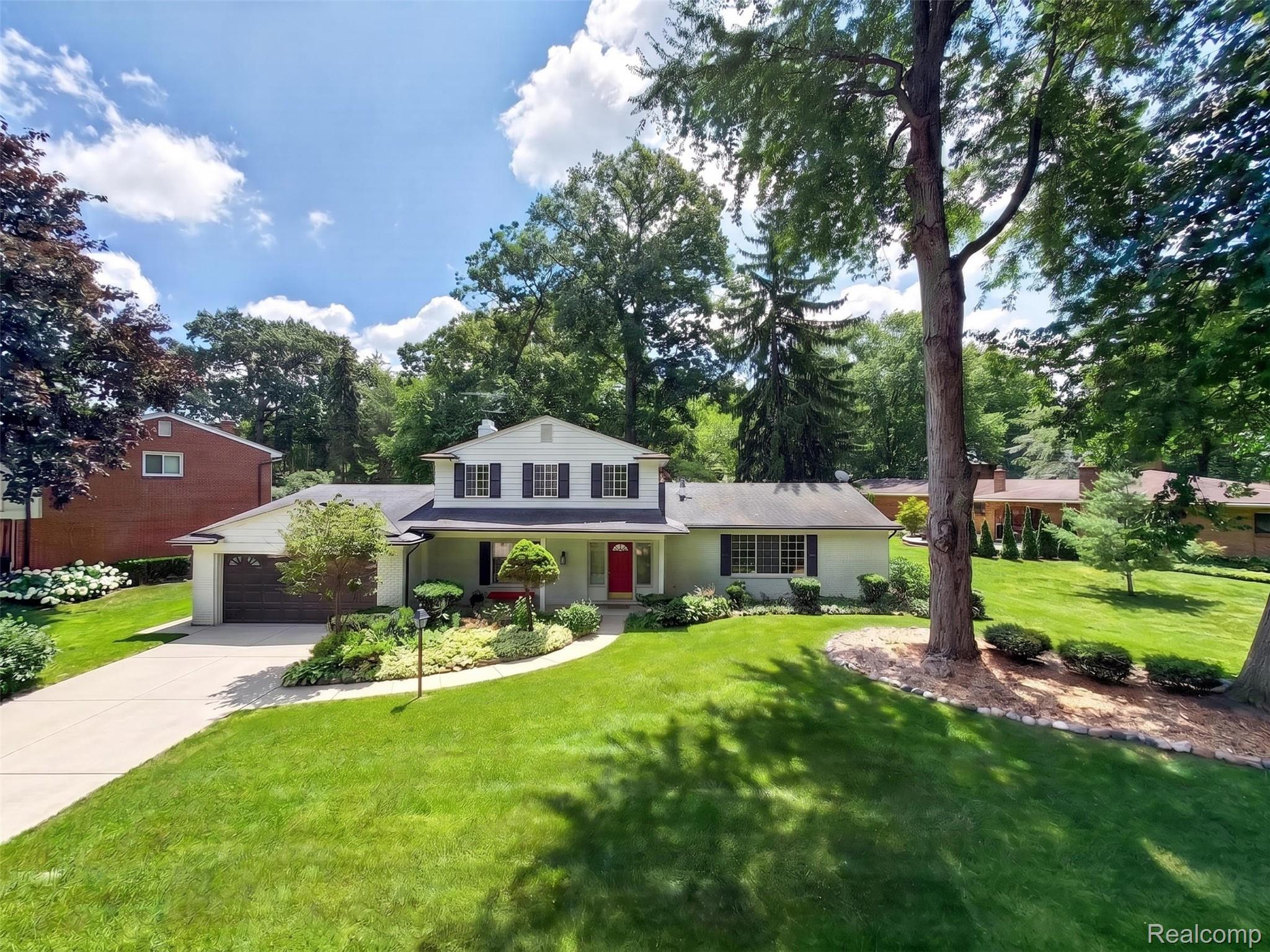 16240 Forestview Drive