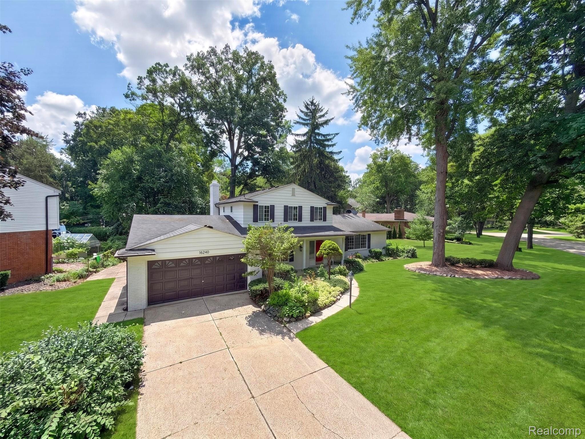 16240 Forestview Drive