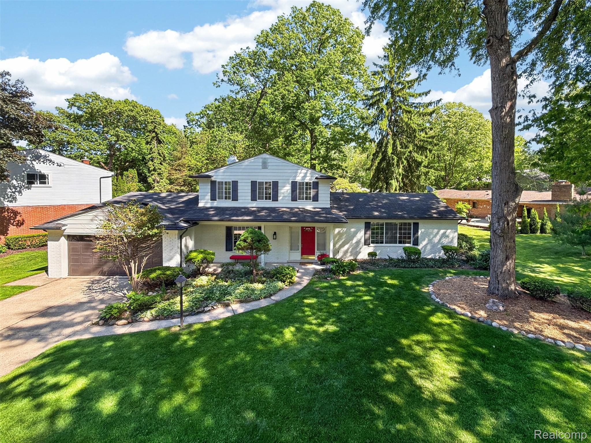 16240 Forestview Drive