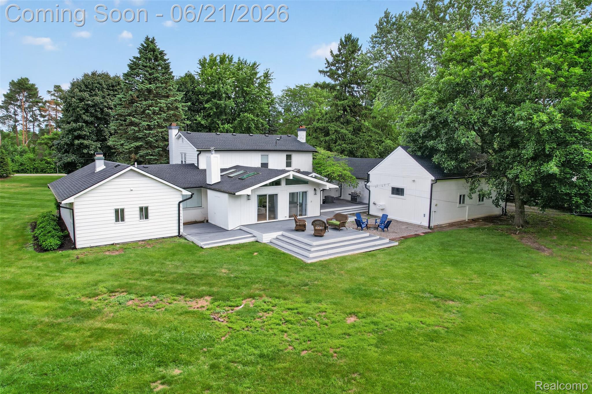 3885 Quarton Road
