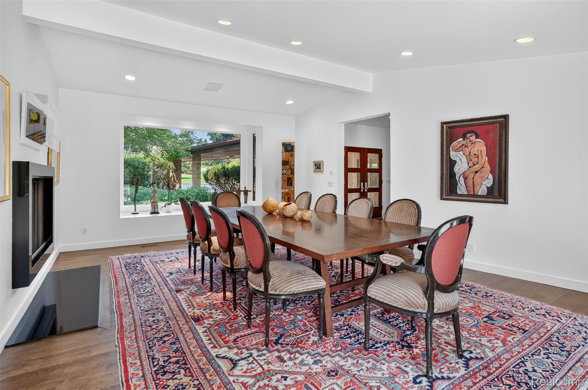 1425 Clarendon Road