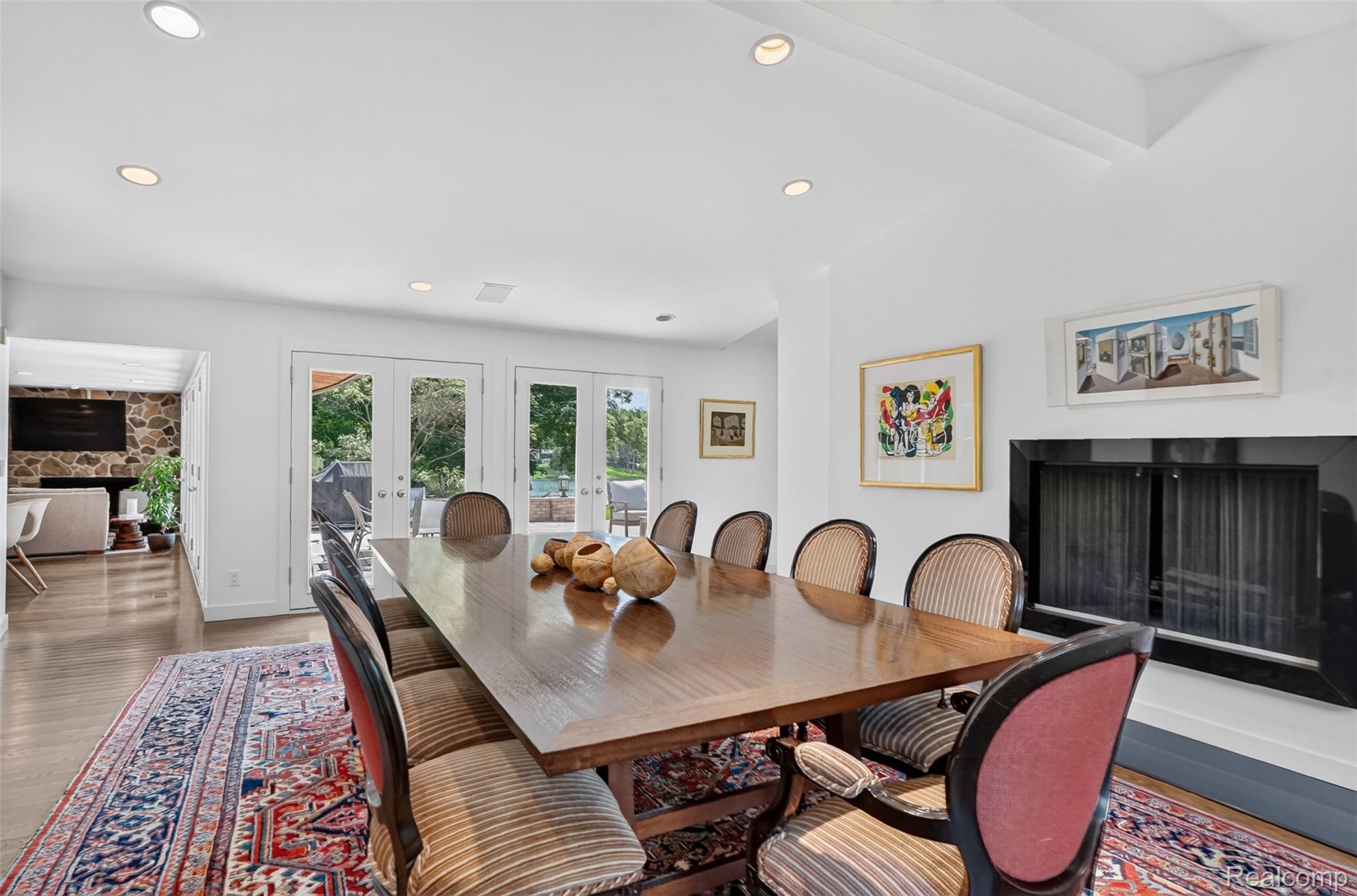 1425 Clarendon Road