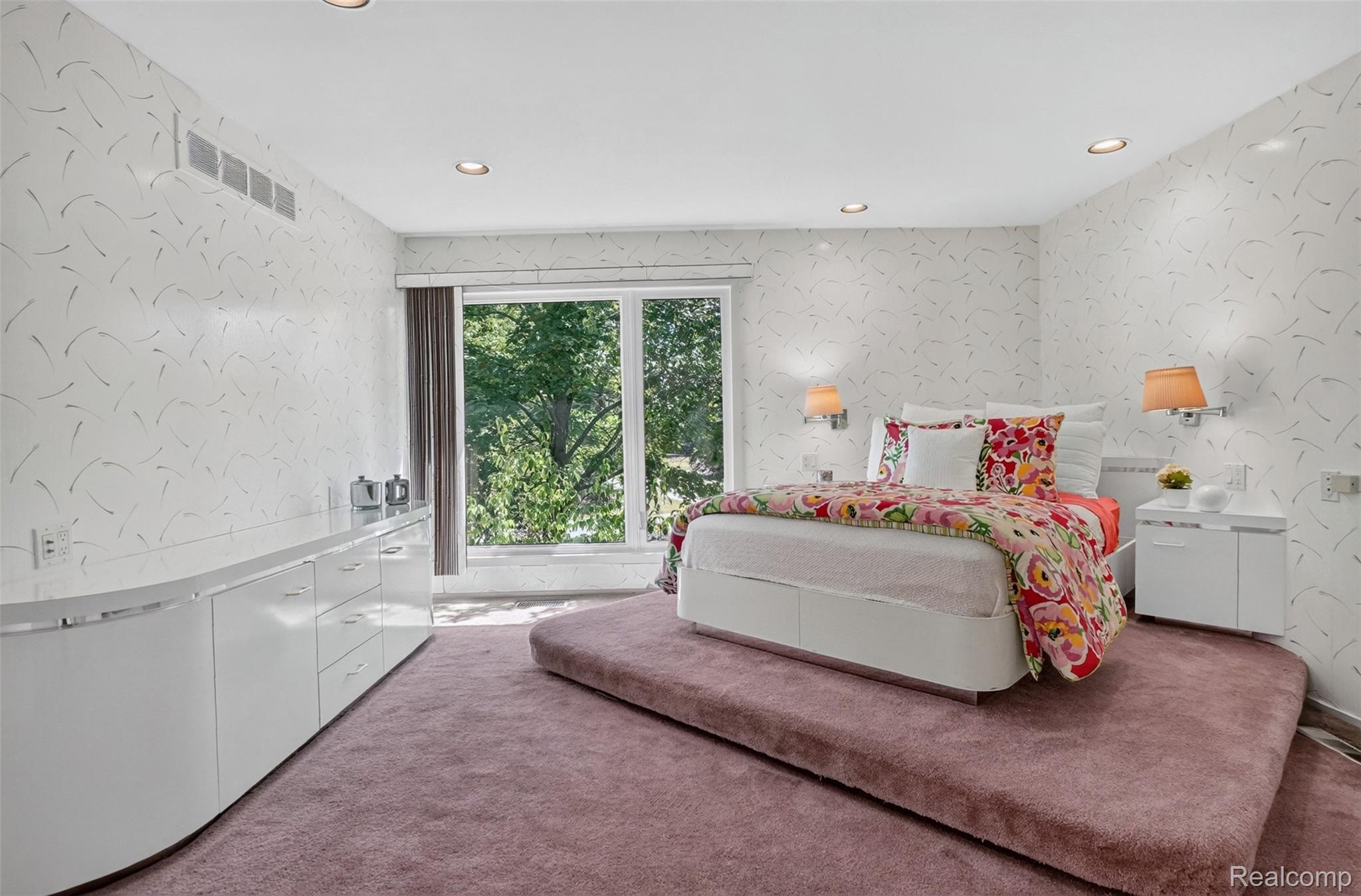 3894 Glen Falls Drive