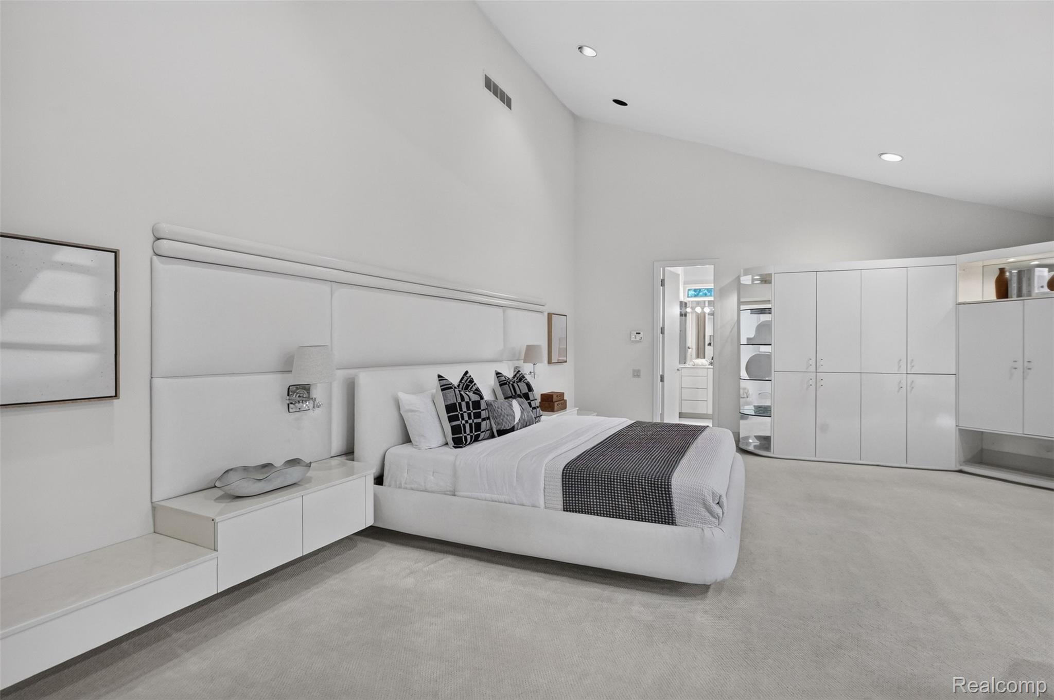 3894 Glen Falls Drive