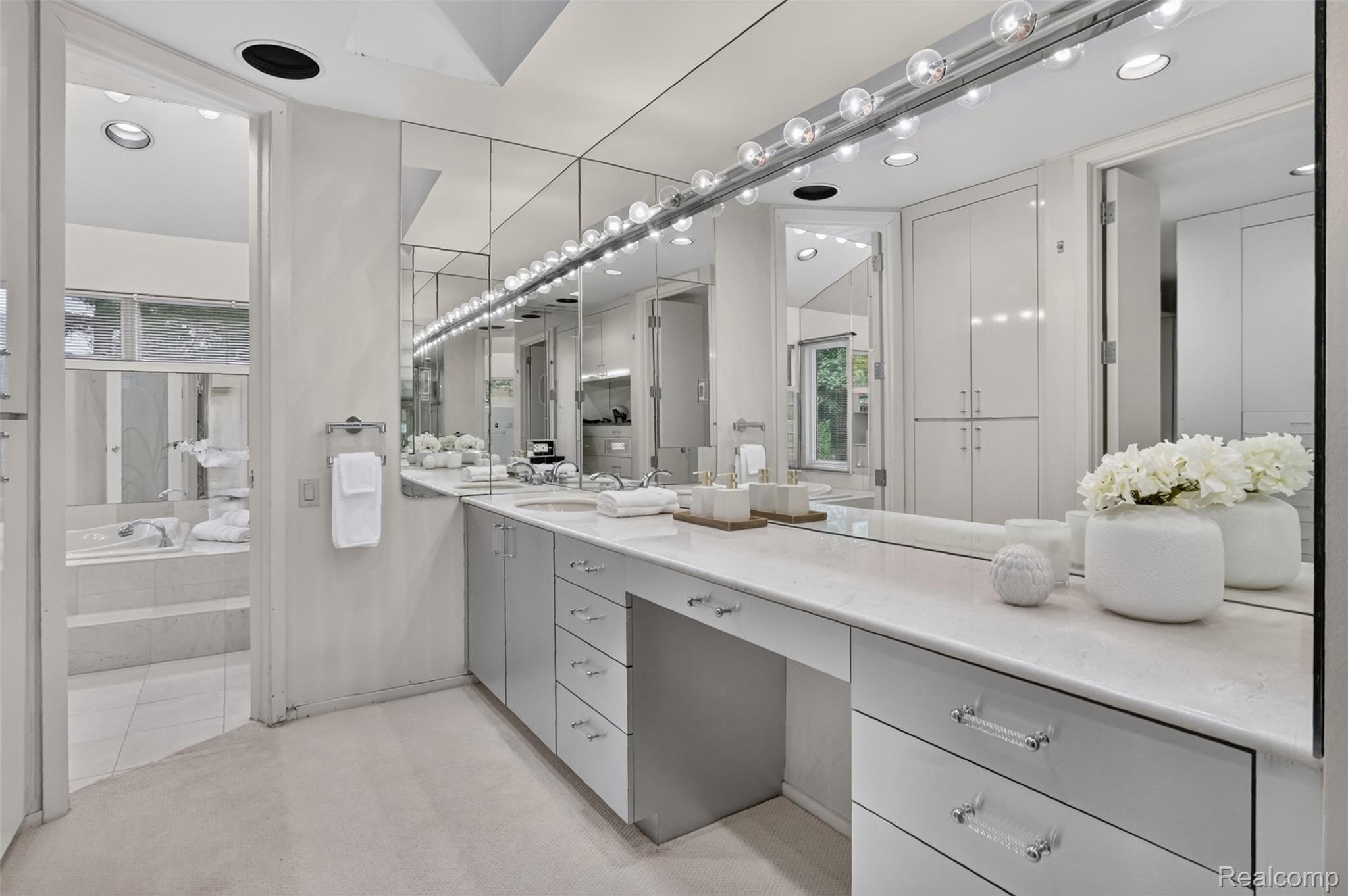 3894 Glen Falls Drive