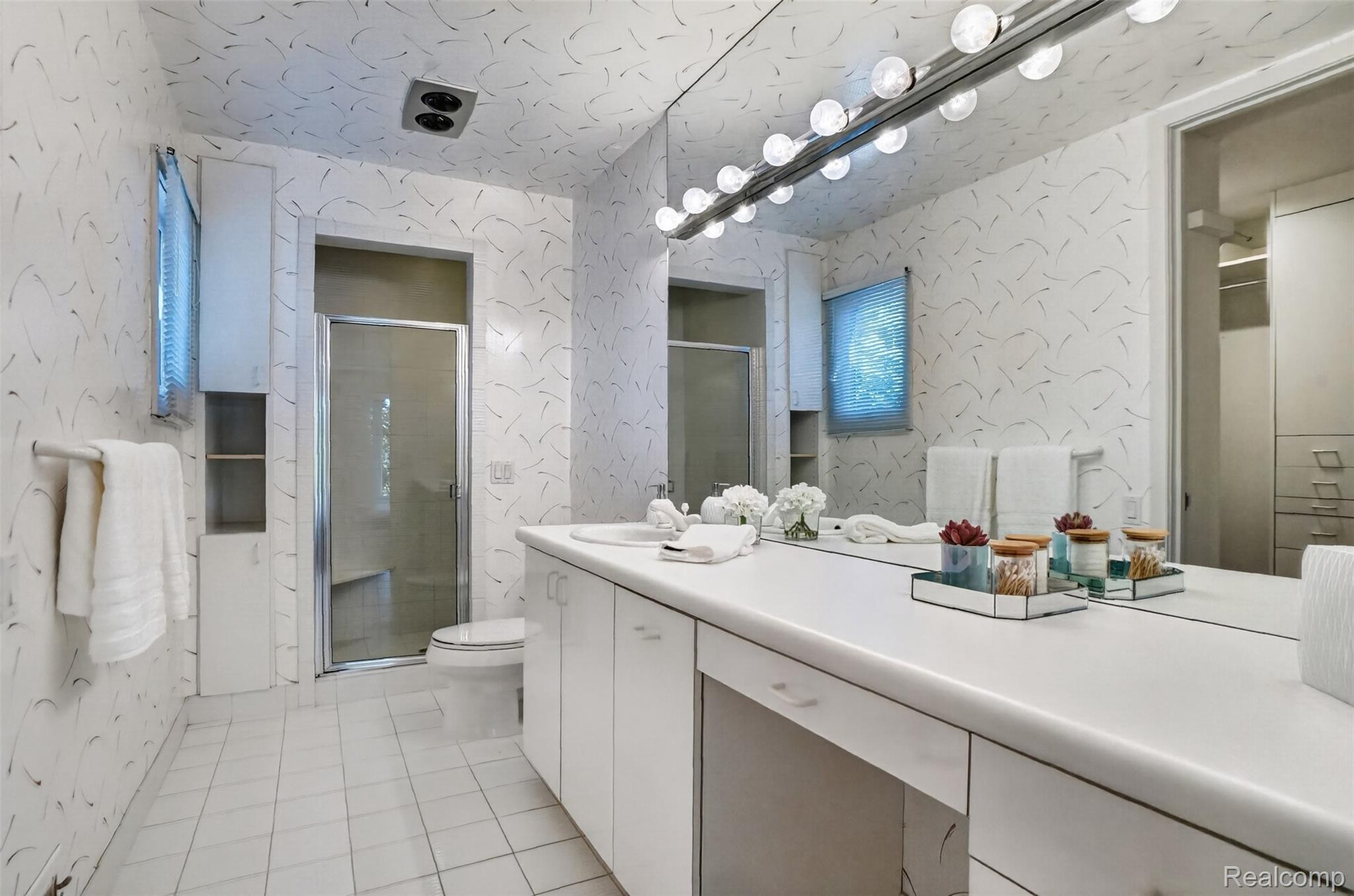 3894 Glen Falls Drive