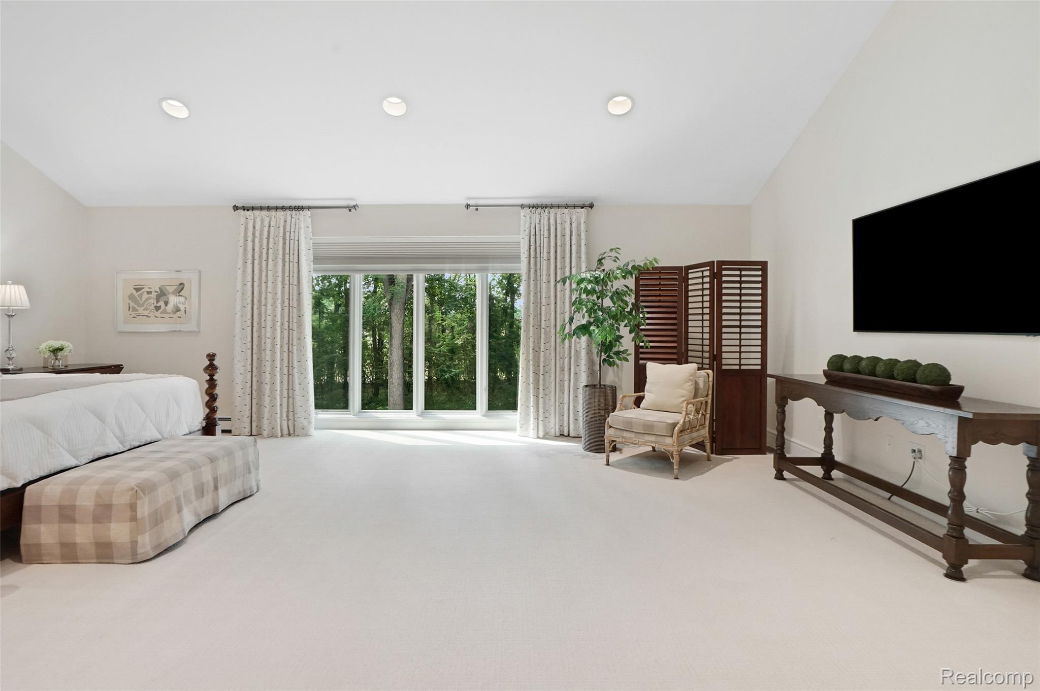 213 Norcliff Drive