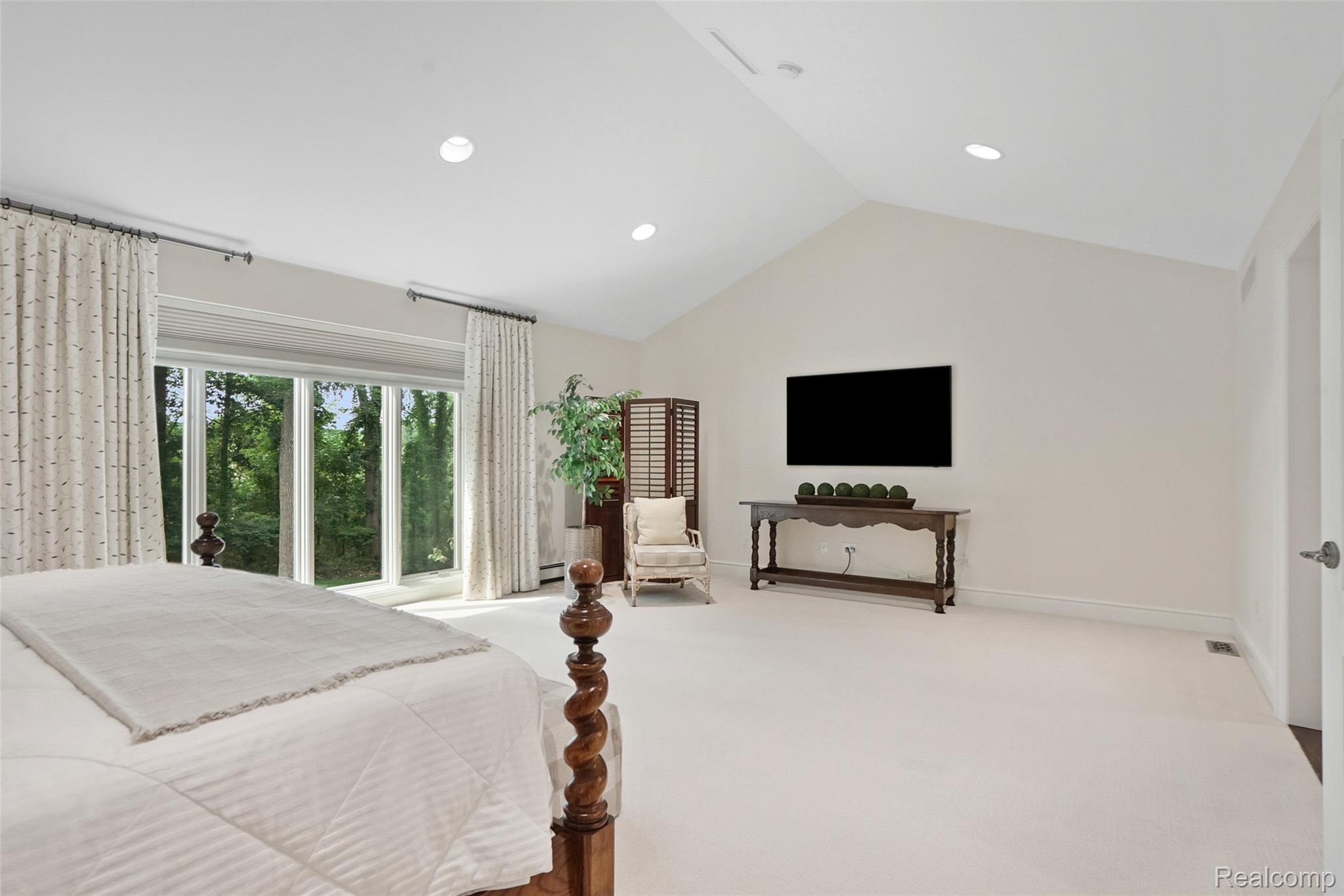 213 Norcliff Drive
