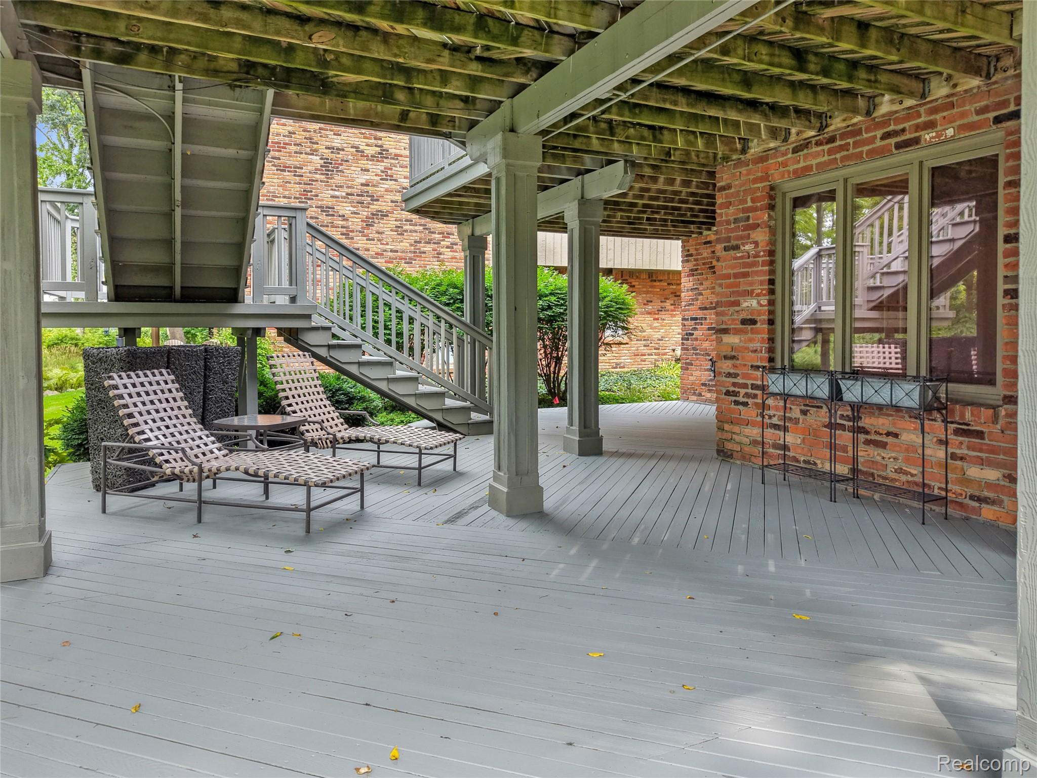 213 Norcliff Drive