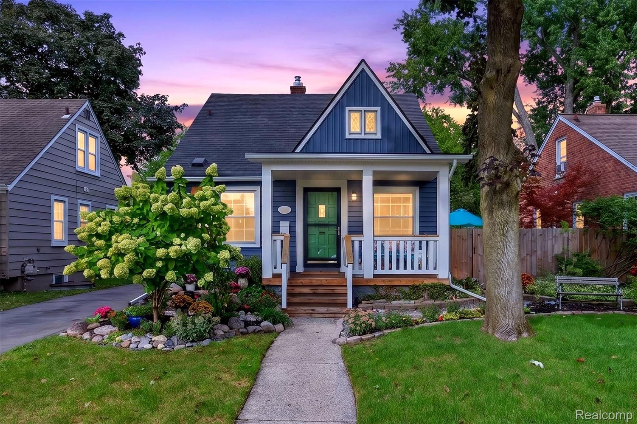 807 N Gainsborough Avenue