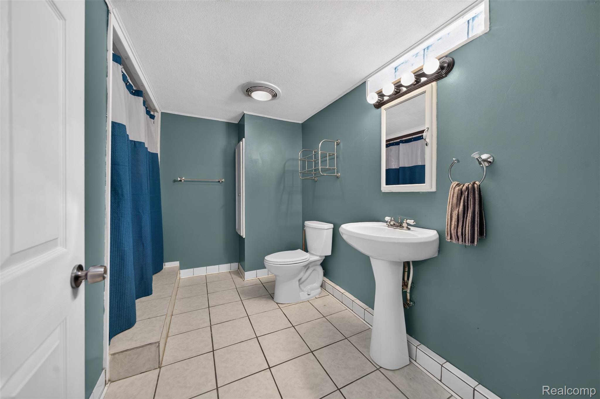 38137 Mount Kisco Drive