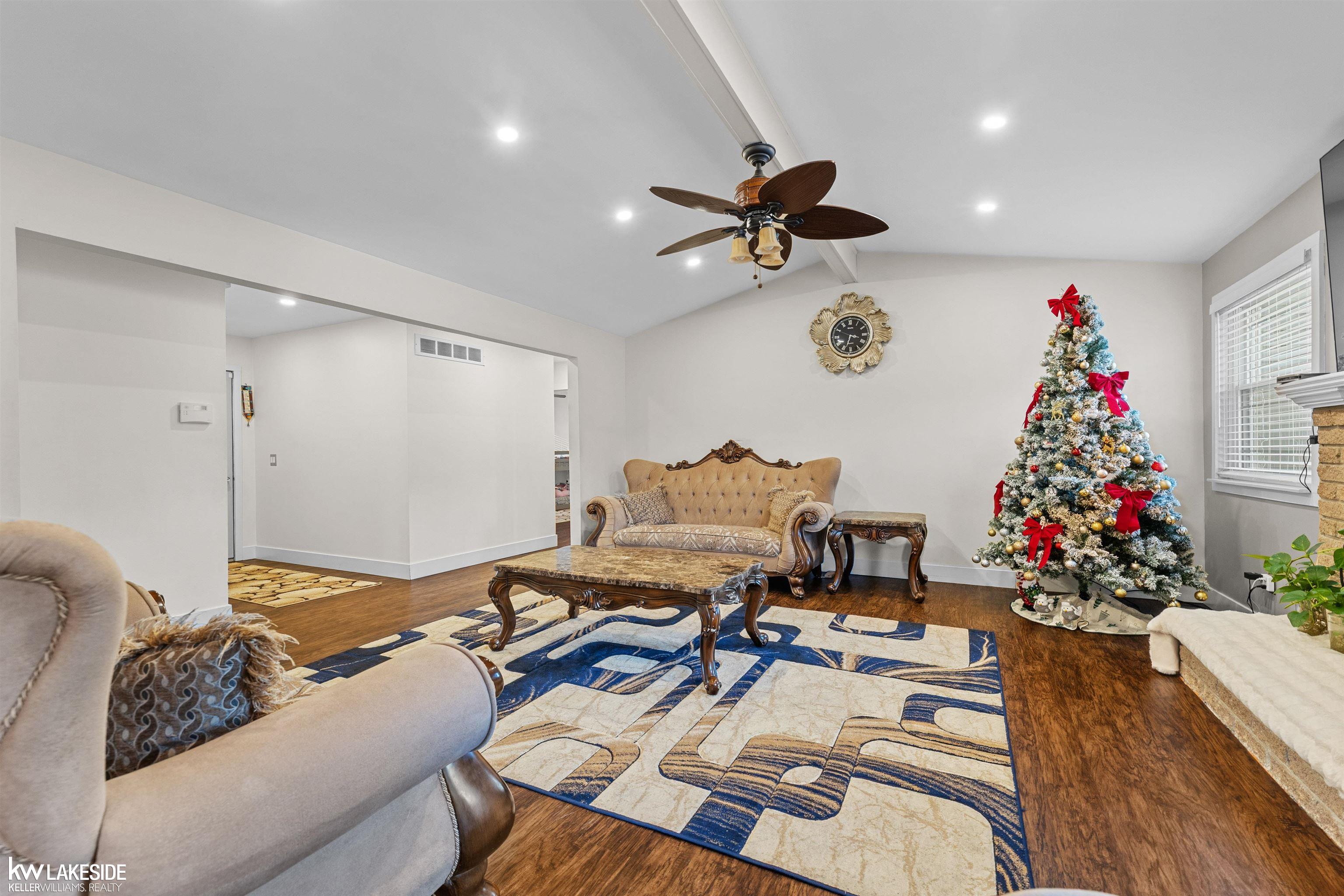 35646 Maureen Drive