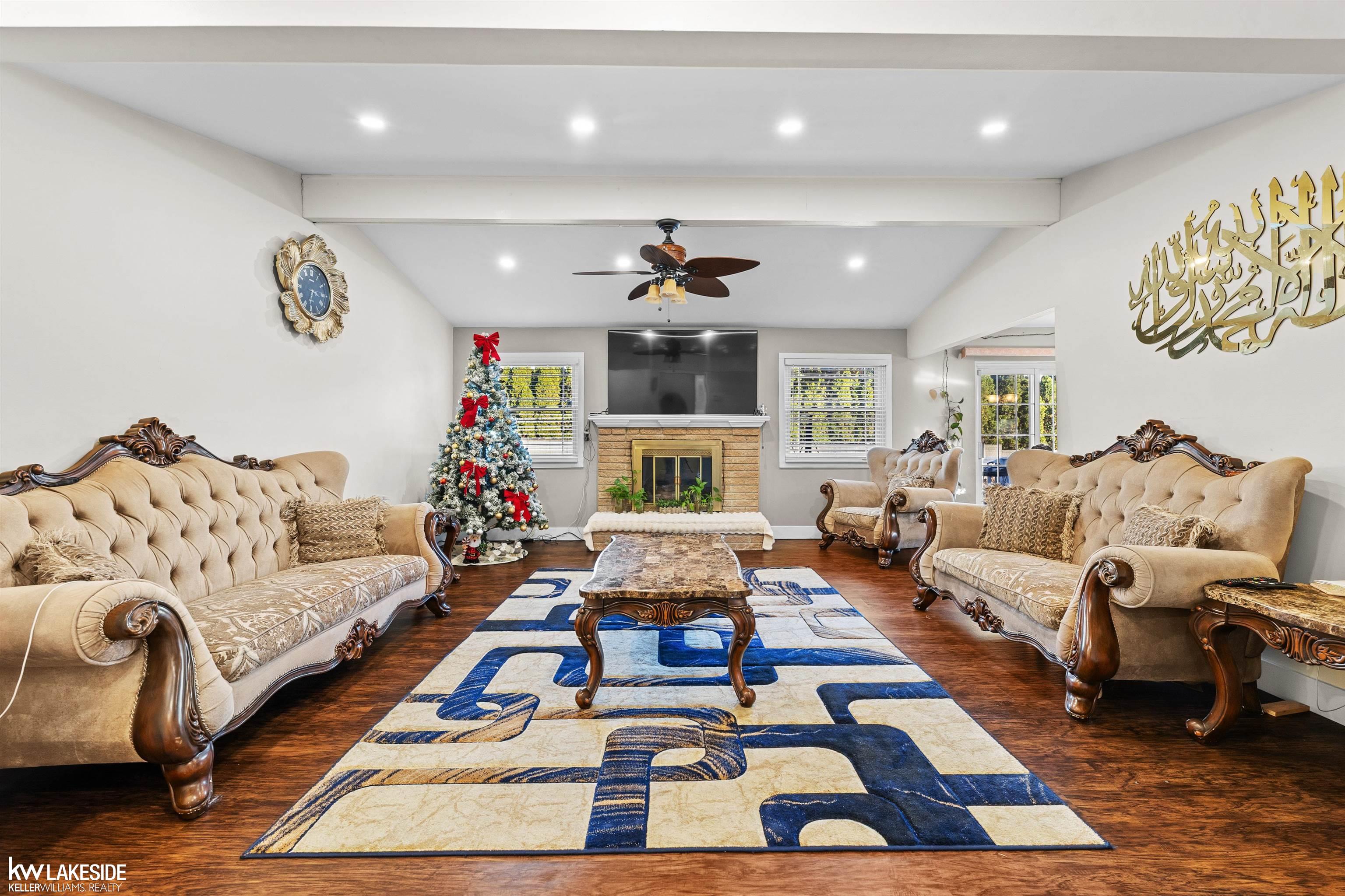 35646 Maureen Drive