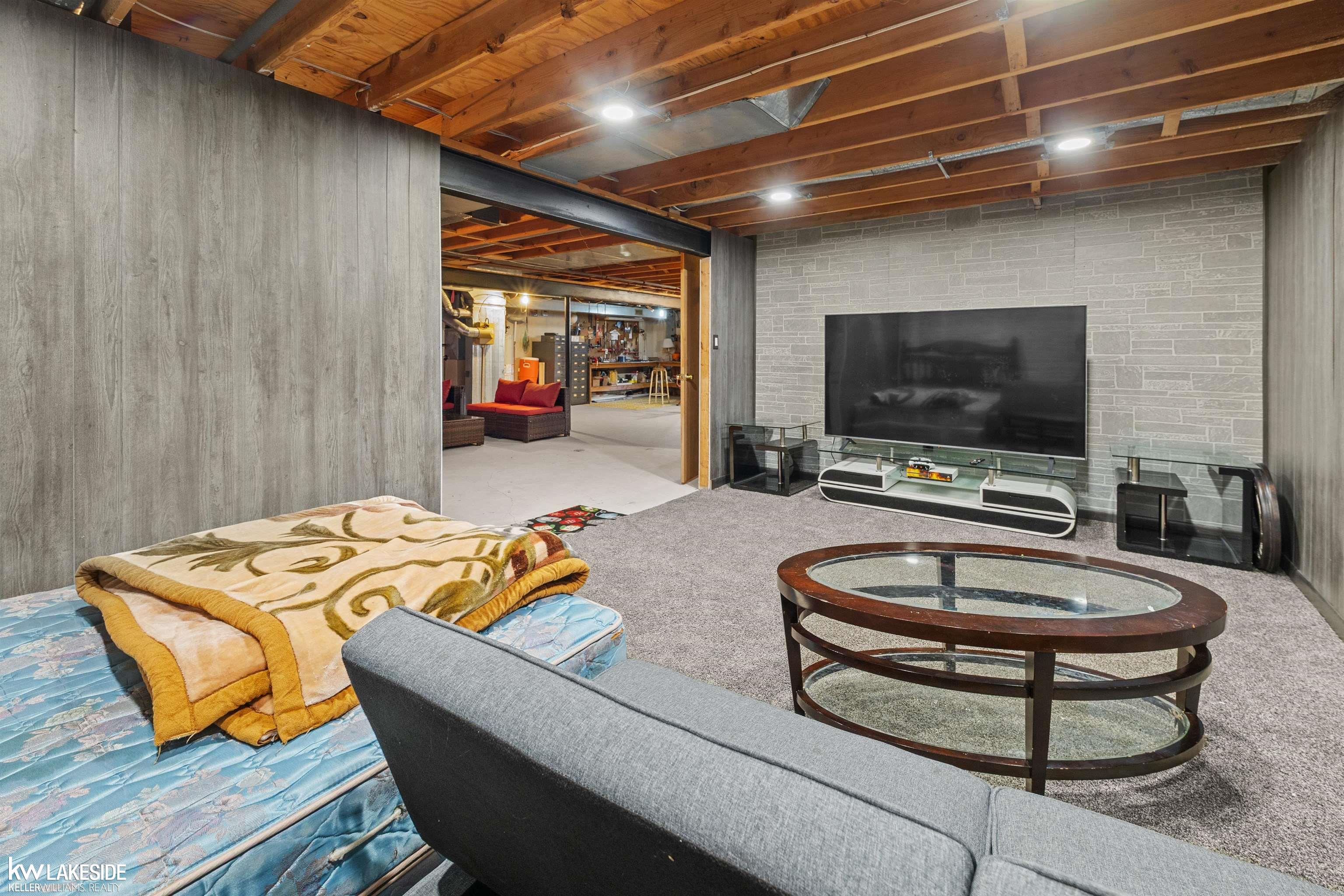 35646 Maureen Drive