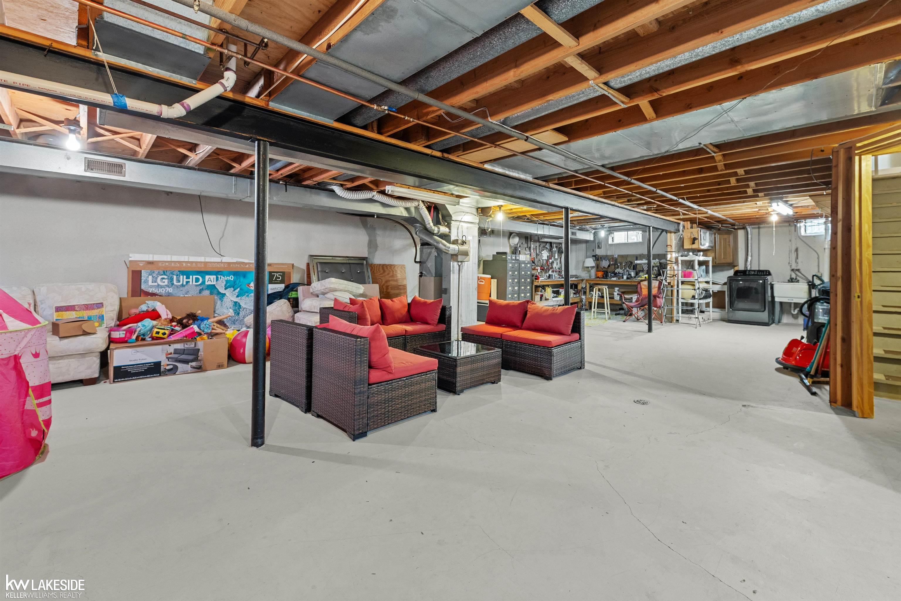 35646 Maureen Drive