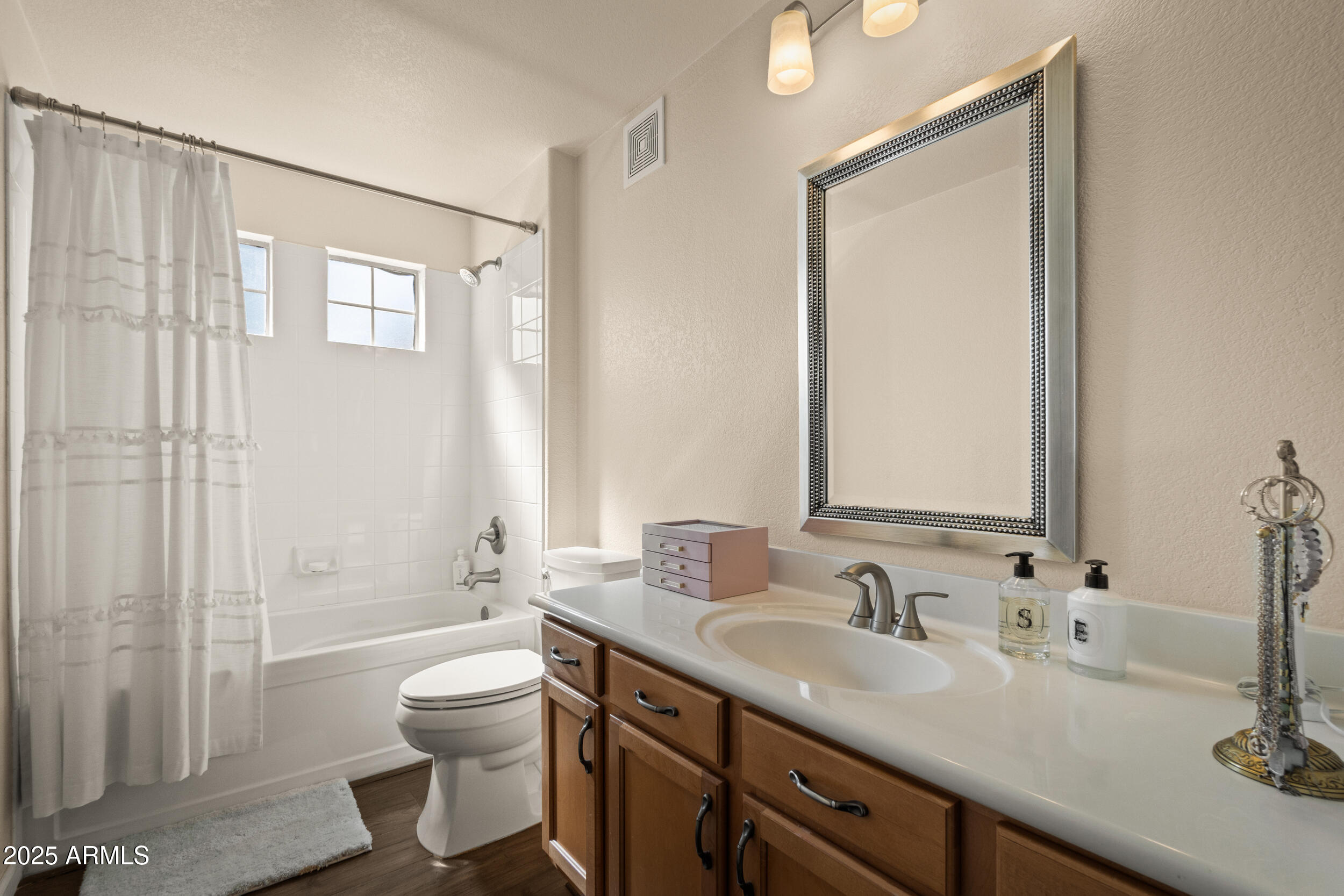 11680 E Sahuaro Drive, 2006