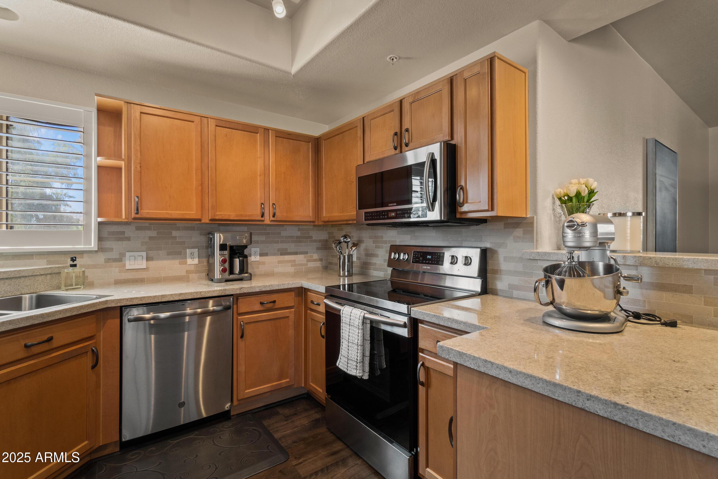 11680 E Sahuaro Drive, 2006