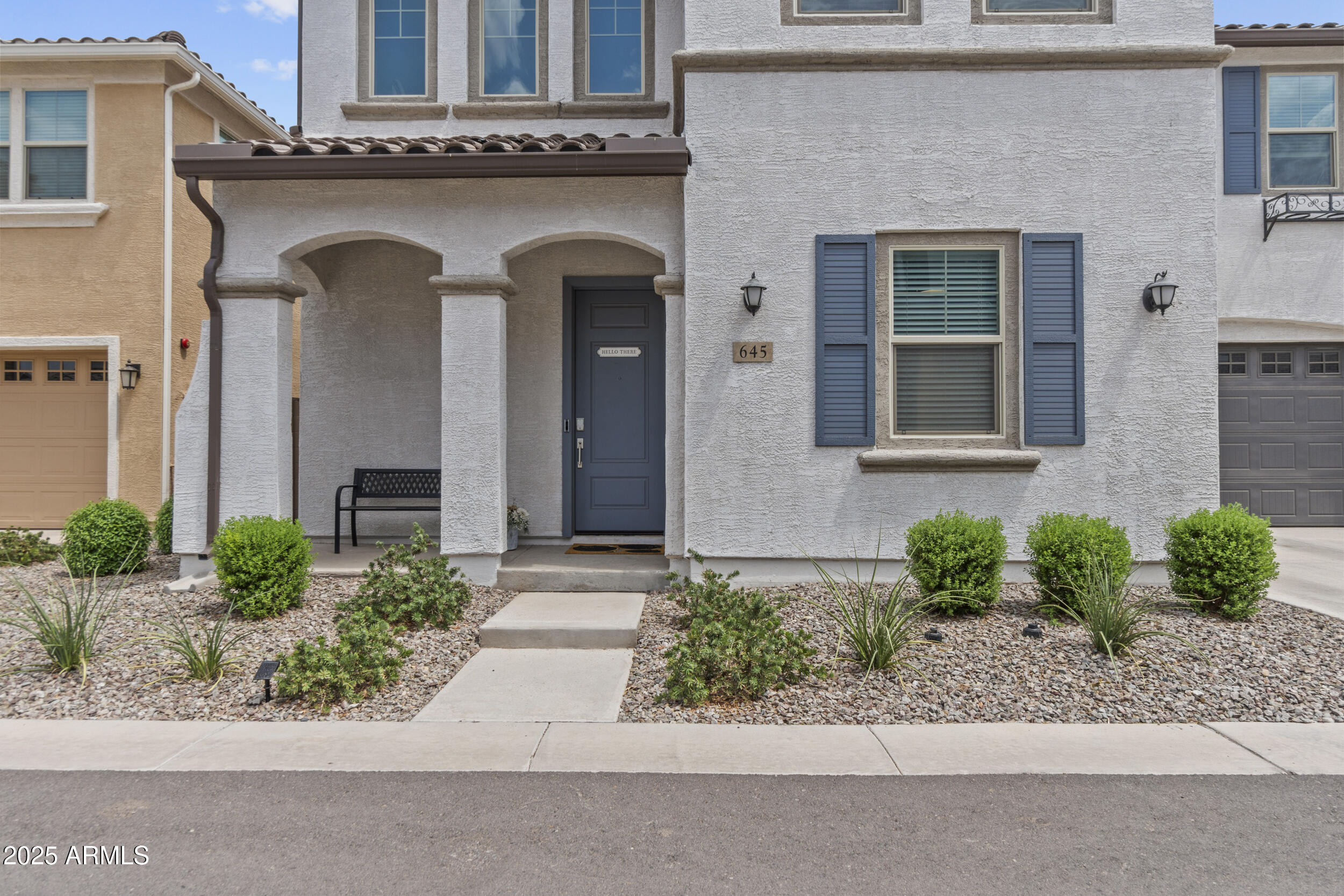 645 S Heron Lane