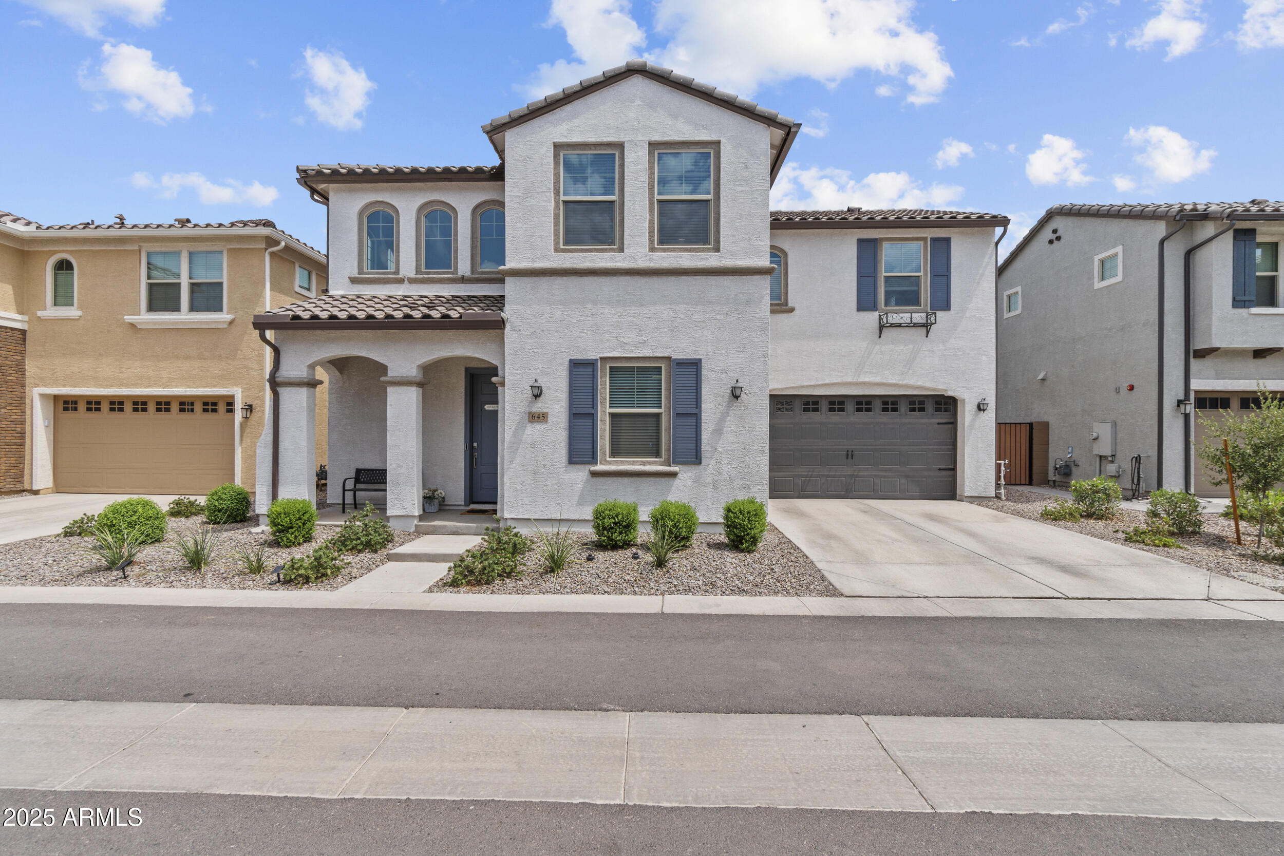 645 S Heron Lane