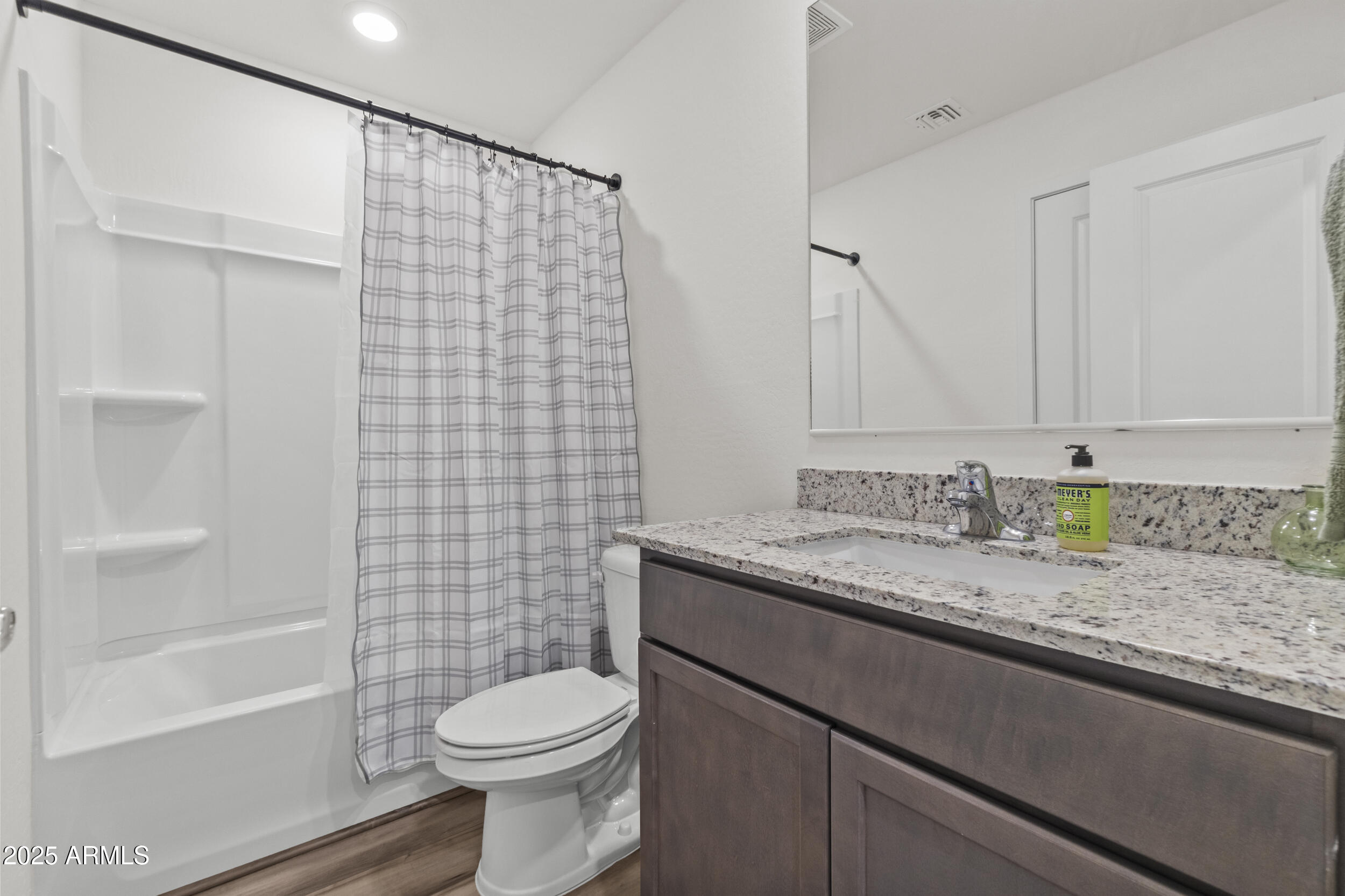 594 W CROWNED DOVE Trail