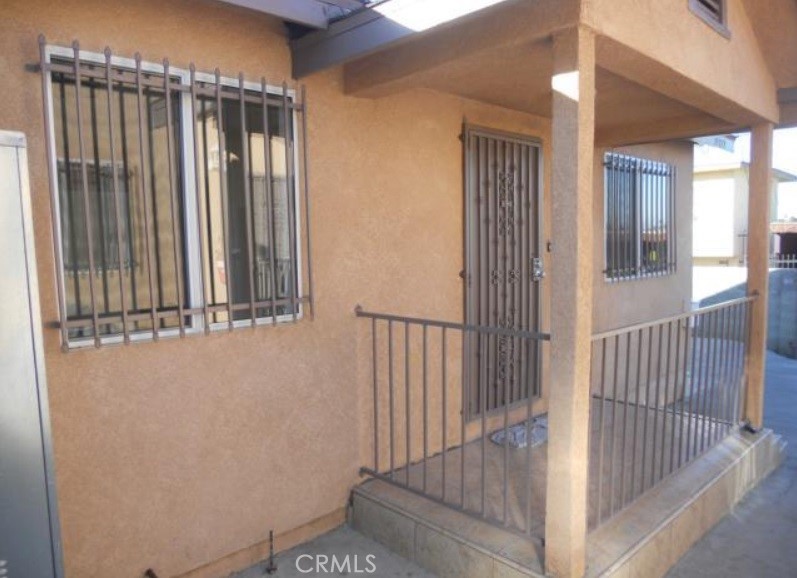 11723 Berendo Avenue